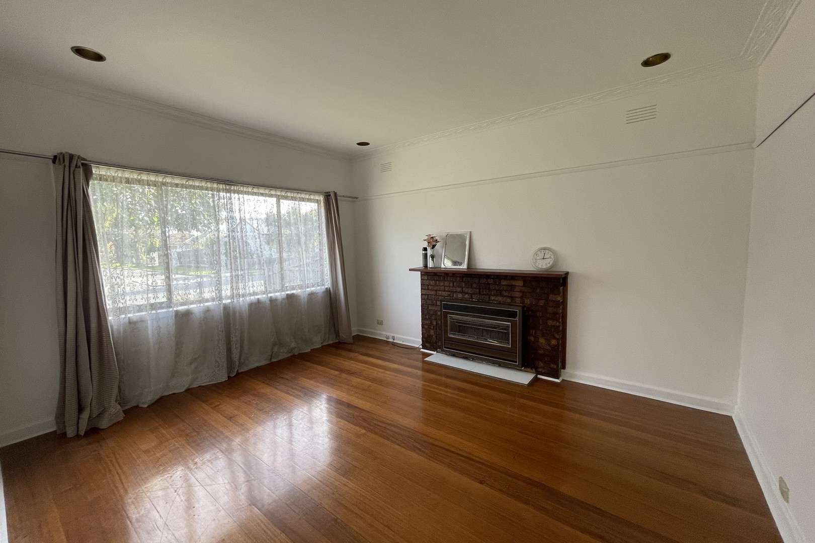 6 Cornhill Street, St Albans, VIC 3021 - Thumbnail 1 - 07/07/2021