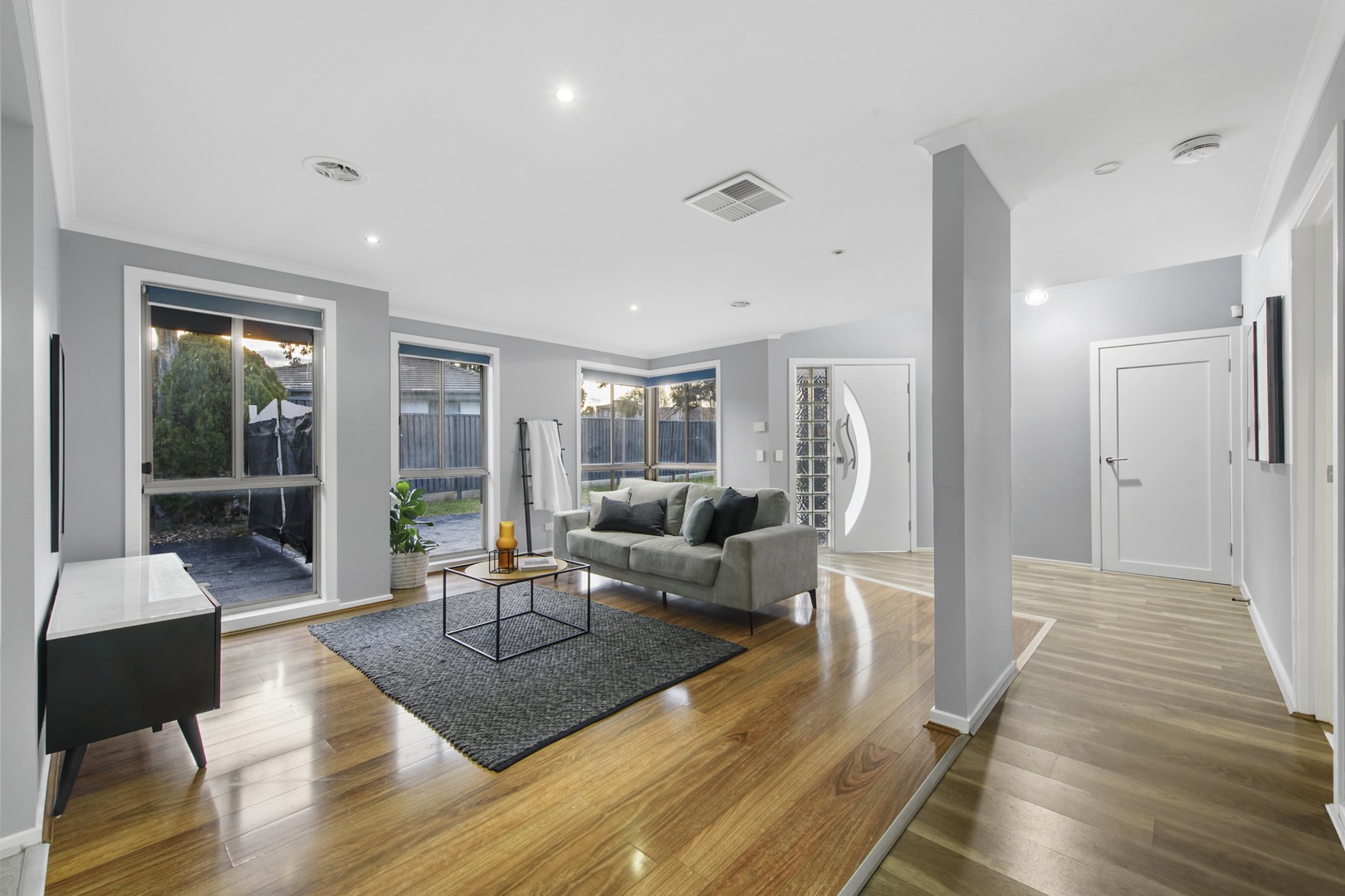 17 Saronvale CrescentHillside, VIC 3037, Hillside - Thumbnail 3