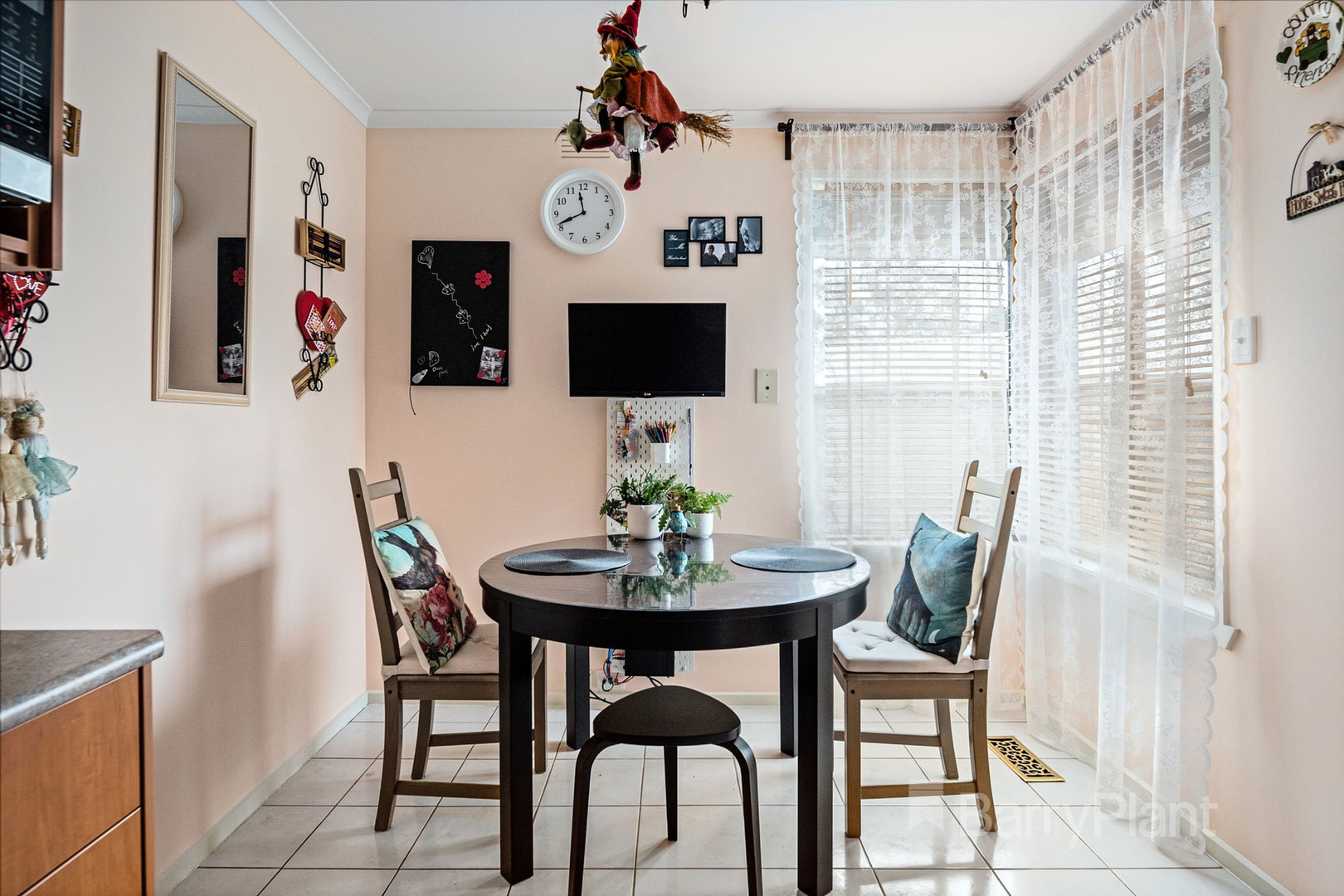 4 Lume CourtNoble Park, VIC 3174, Noble Park - Thumbnail 6