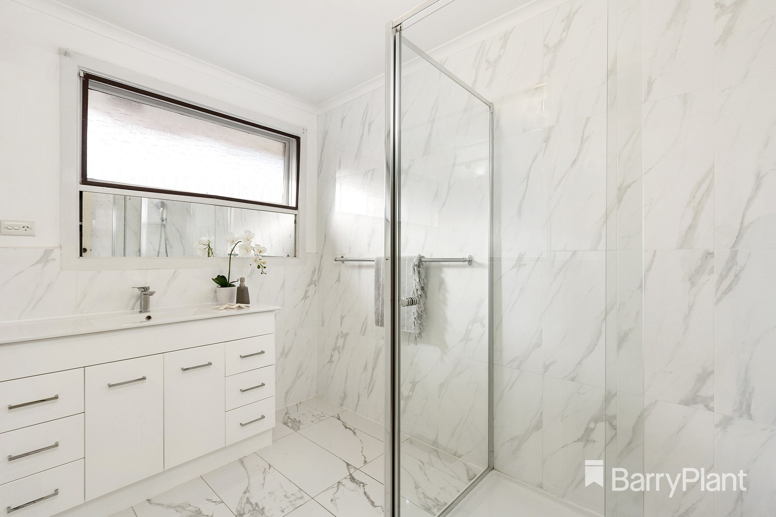 28 Camelot DriveGlen Waverley, VIC 3150, Glen Waverley - Thumbnail 7