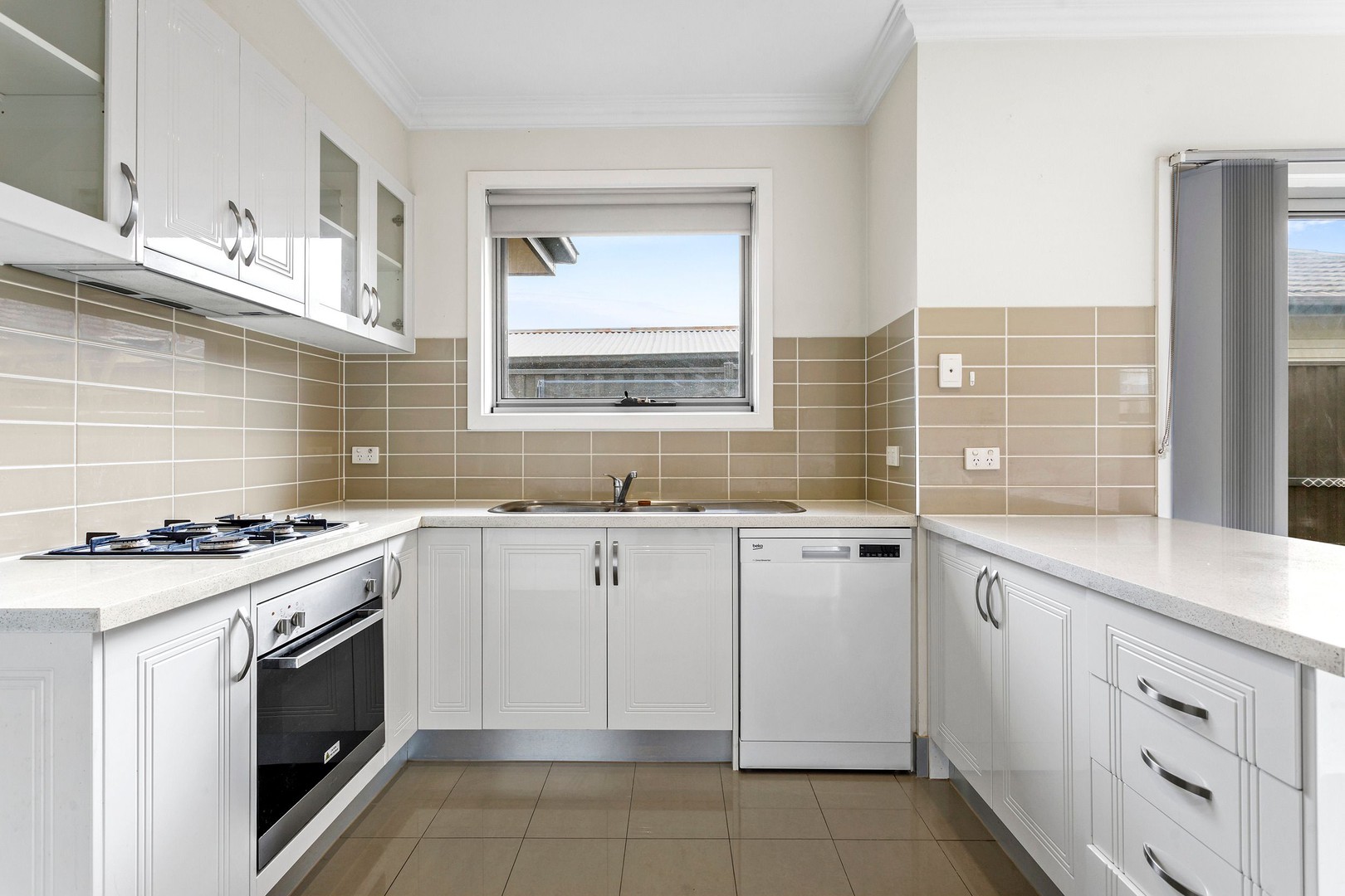 2/13 Grange RoadAirport West, VIC 3042, Airport West - Thumbnail 5