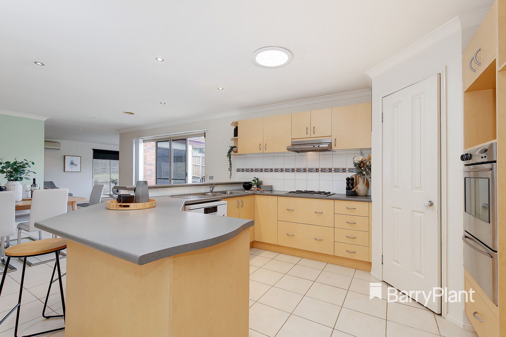90 Kirkham DriveGreenvale, VIC 3059, Greenvale - Thumbnail 6