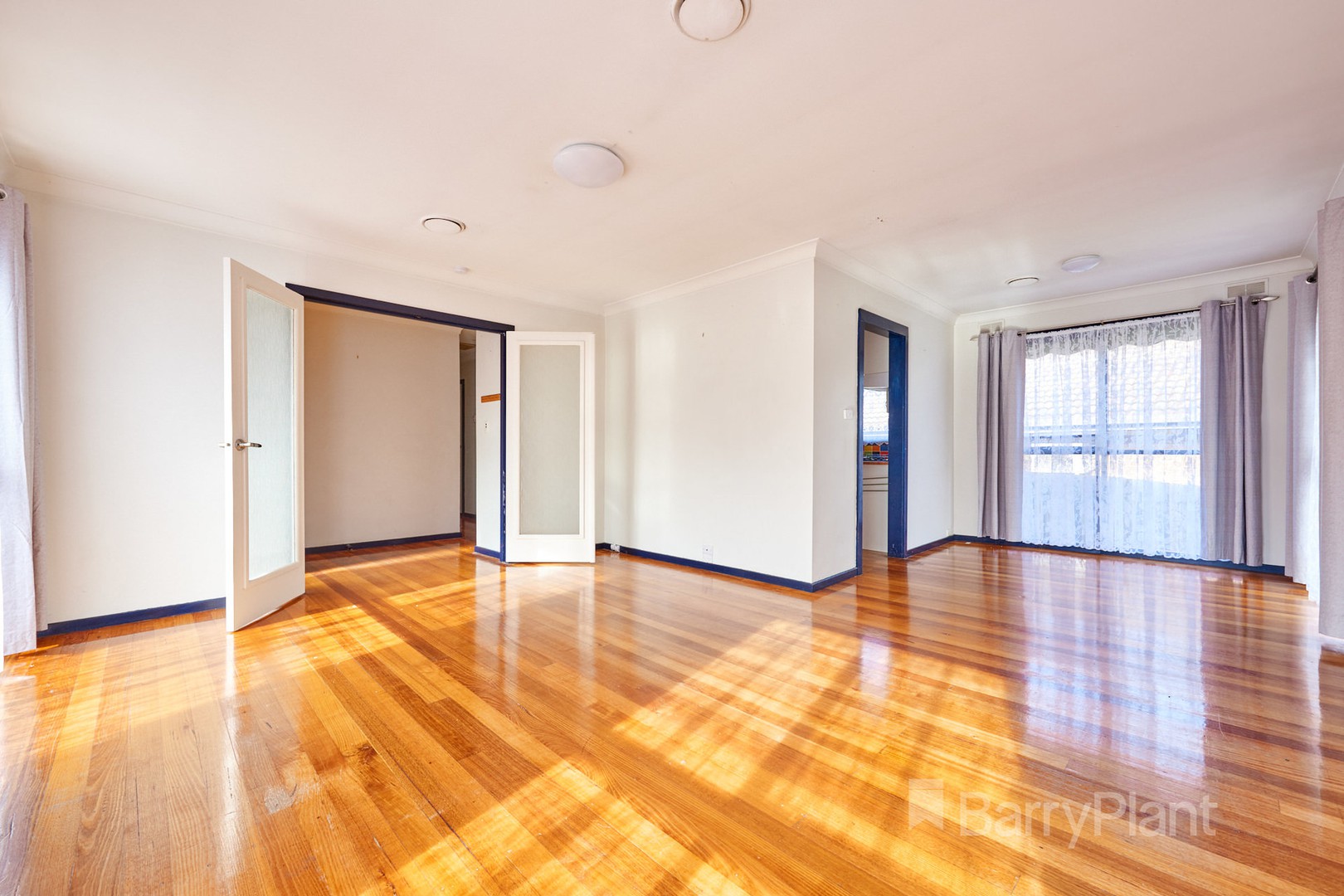2 Bellvue CourtNoble Park North, VIC 3174, Noble Park North - Thumbnail 2