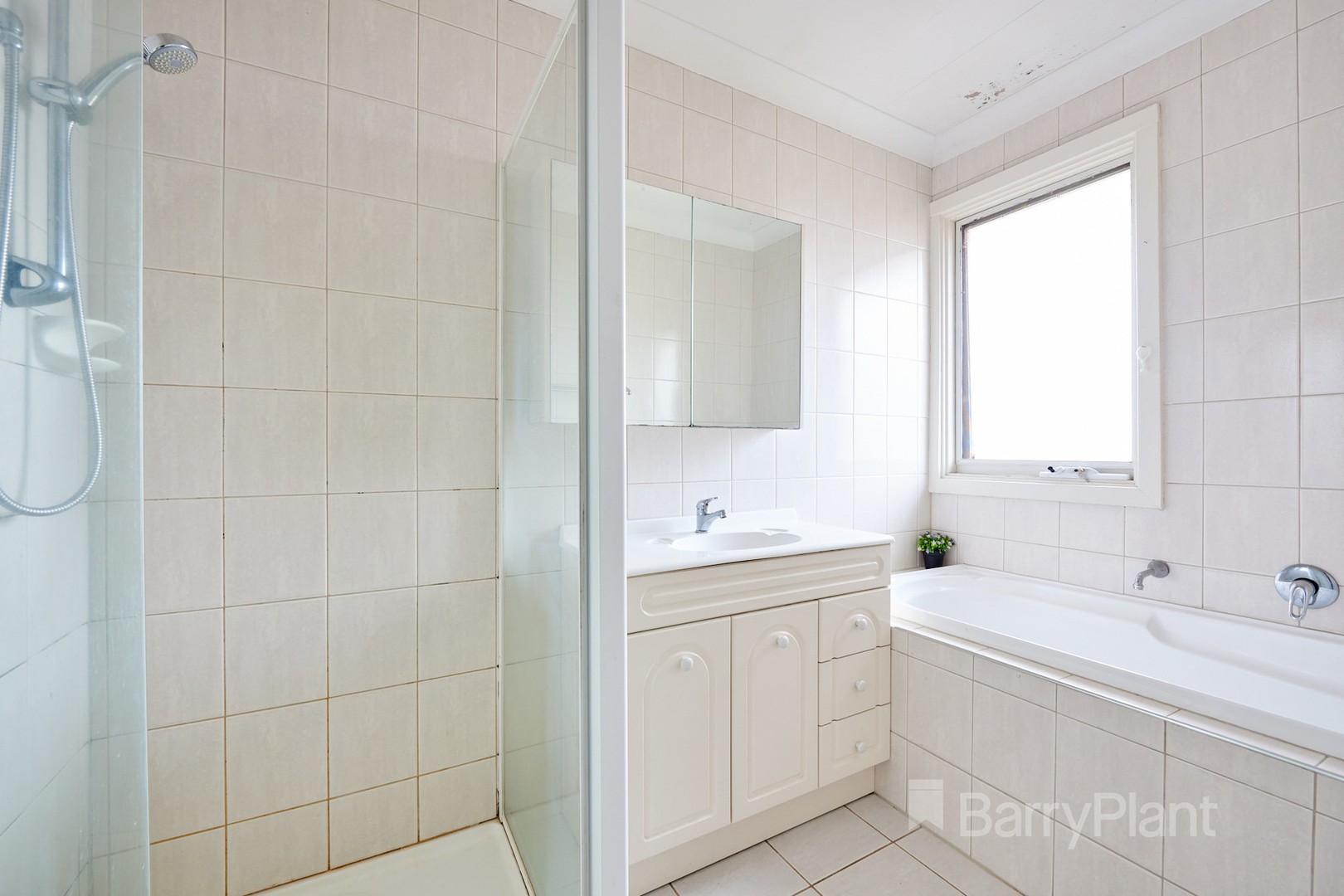 2 Bellvue CourtNoble Park North, VIC 3174, Noble Park North - Thumbnail 6