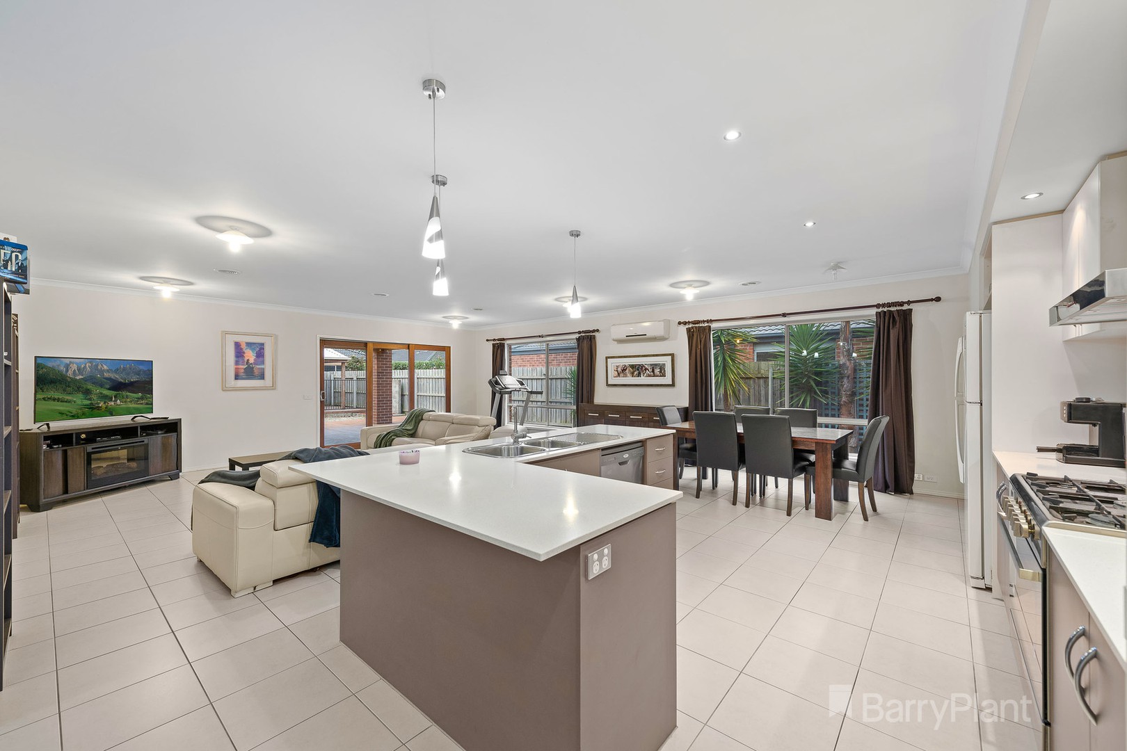 25 Pomegranate WayPakenham, VIC 3810, Pakenham - Thumbnail 3