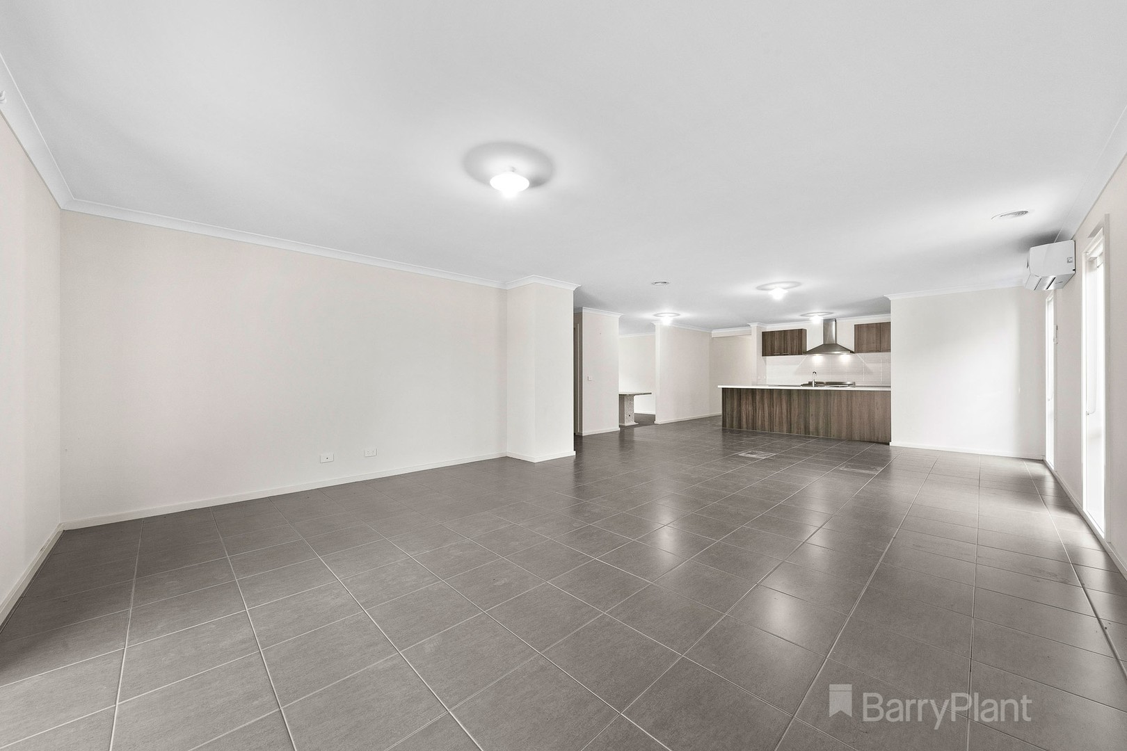 22 Lineham DriveCranbourne East, VIC 3977, Cranbourne East - Thumbnail 3