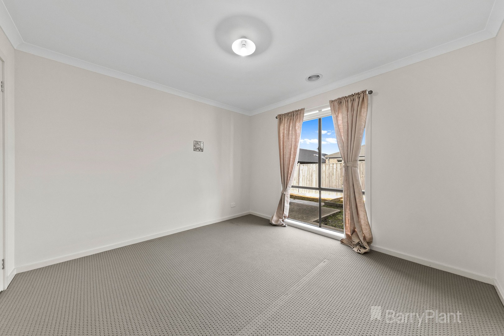 22 Lineham DriveCranbourne East, VIC 3977, Cranbourne East - Thumbnail 7