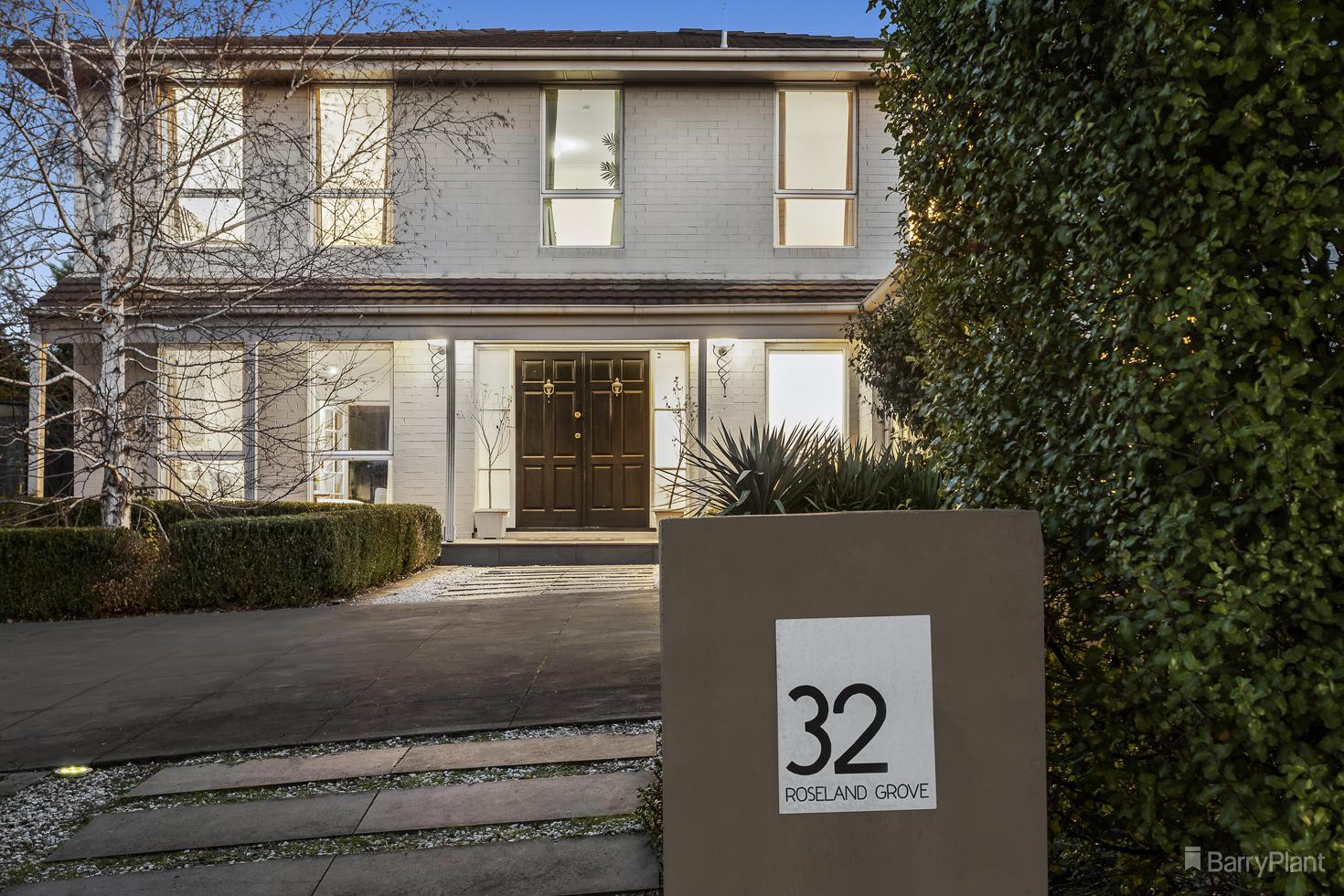 32 Roseland Grove, Doncaster, VIC 3108 - Thumbnail 2 - 12/07/2021