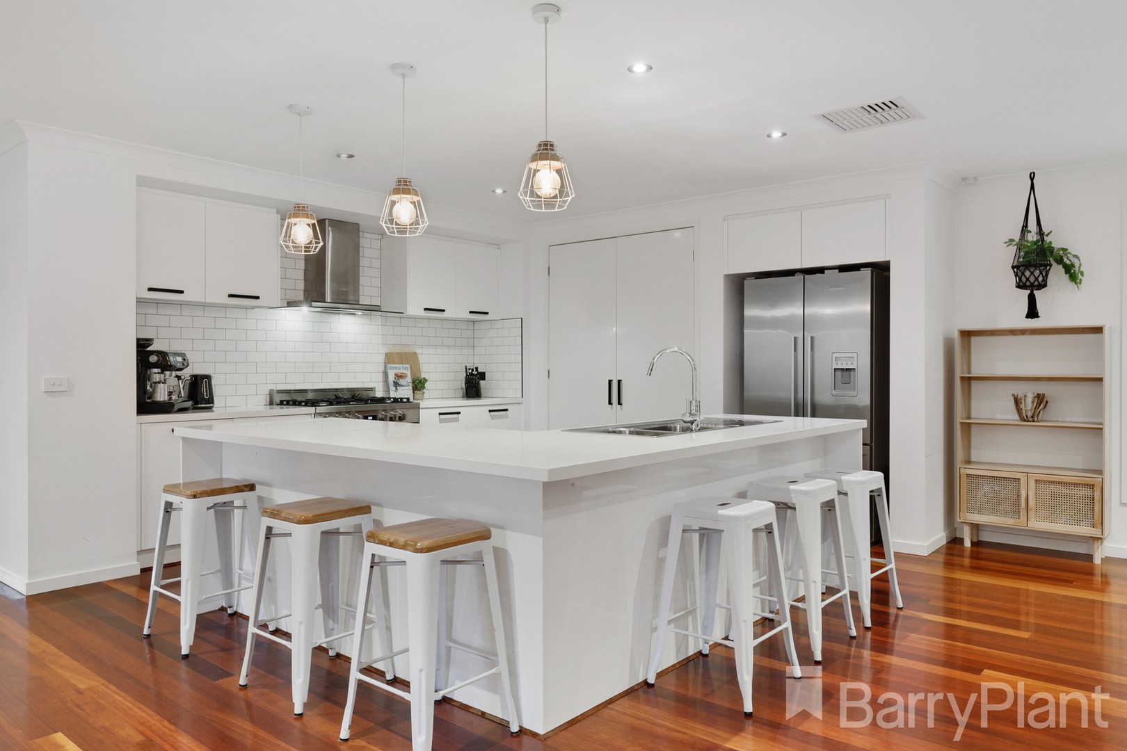 55 Worcester CrescentBundoora, VIC 3083, Bundoora - Thumbnail 4
