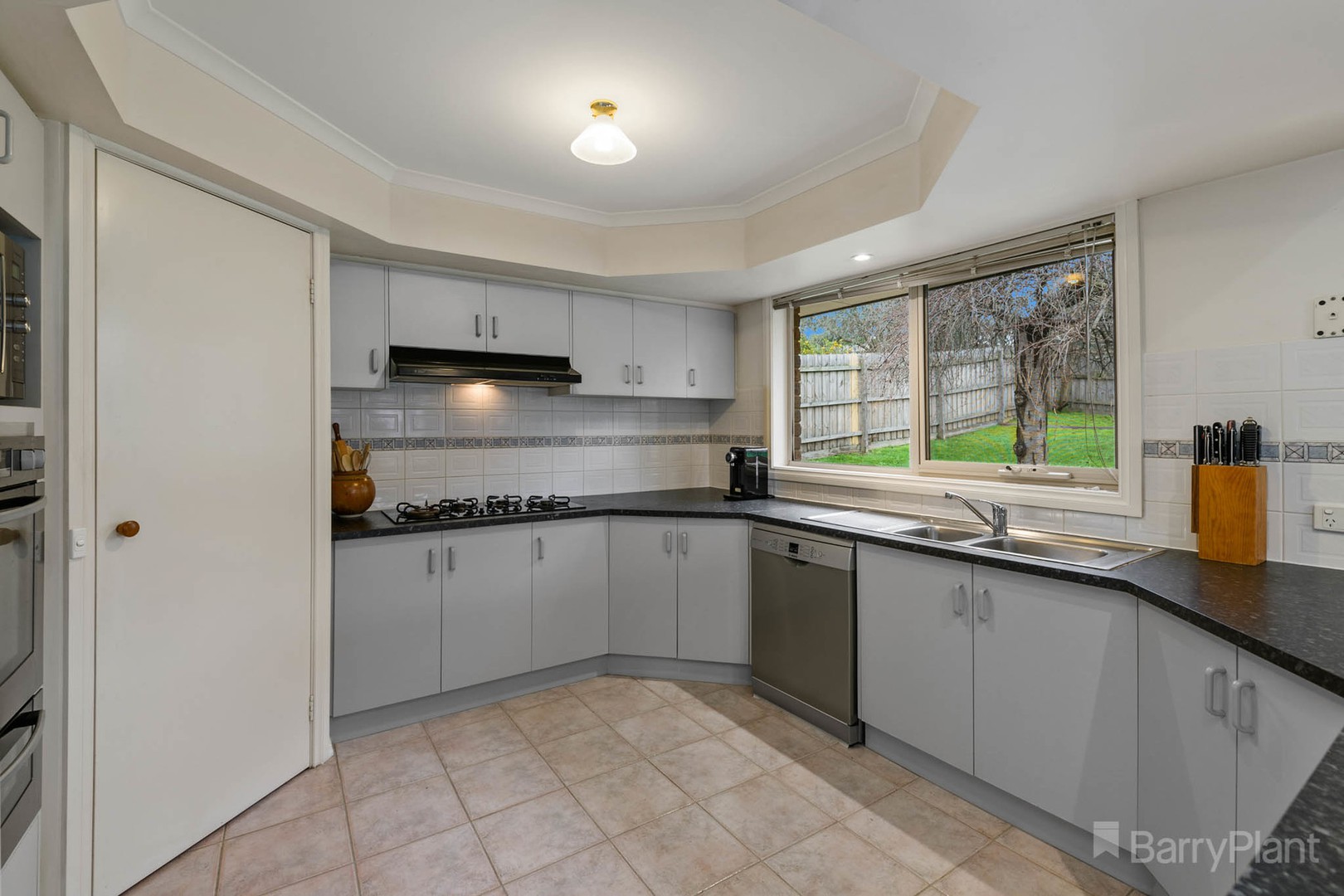 18 Grantham CrescentBerwick, VIC 3806, Berwick - Thumbnail 6