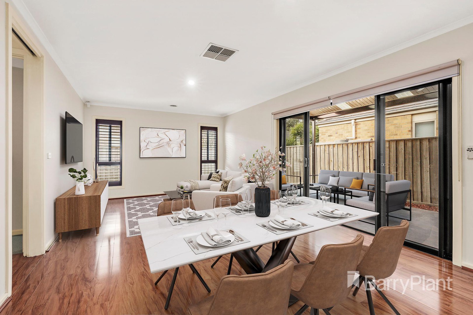 31 Chamonix ParadeSouth Morang, VIC 3752, South Morang - Thumbnail 2