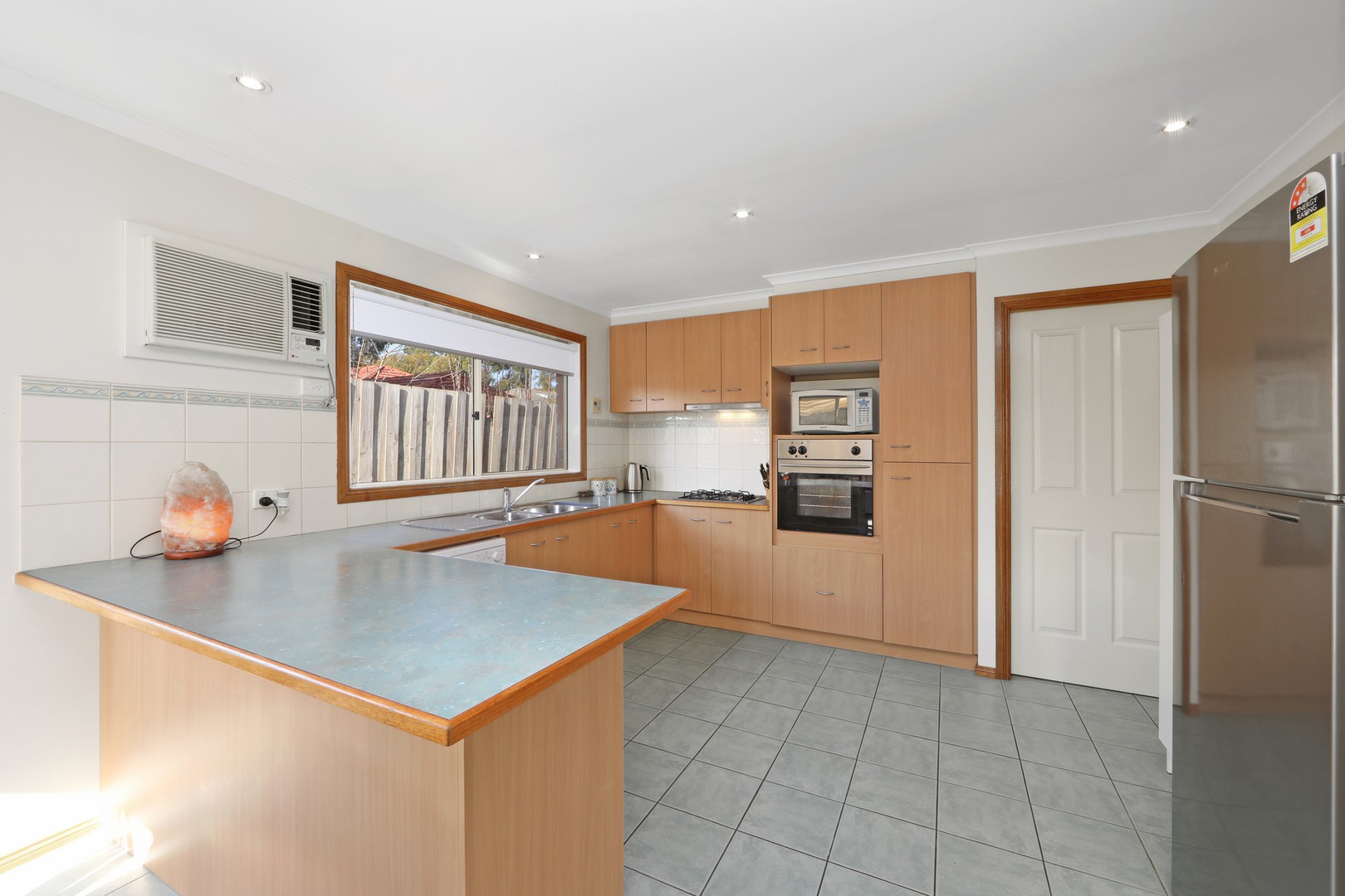 2/57 Bridgewater WayRowville, VIC 3178, Rowville - Thumbnail 3
