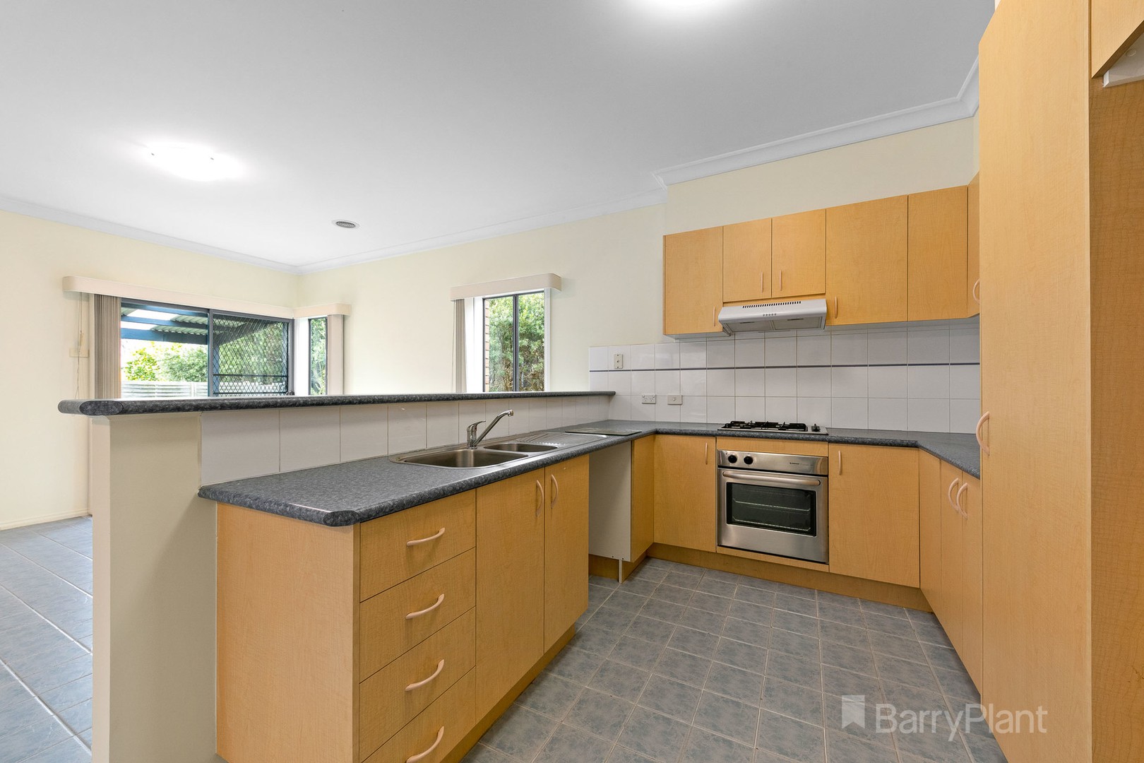 36 The AvenueNarre Warren South, VIC 3805, Narre Warren South - Thumbnail 7