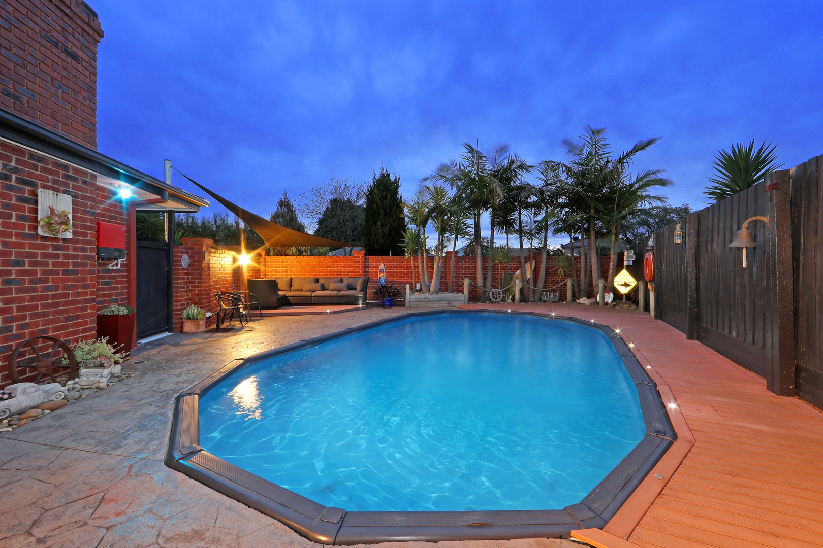 4 Fernlea AvenueRowville, VIC 3178, Rowville - Thumbnail 2