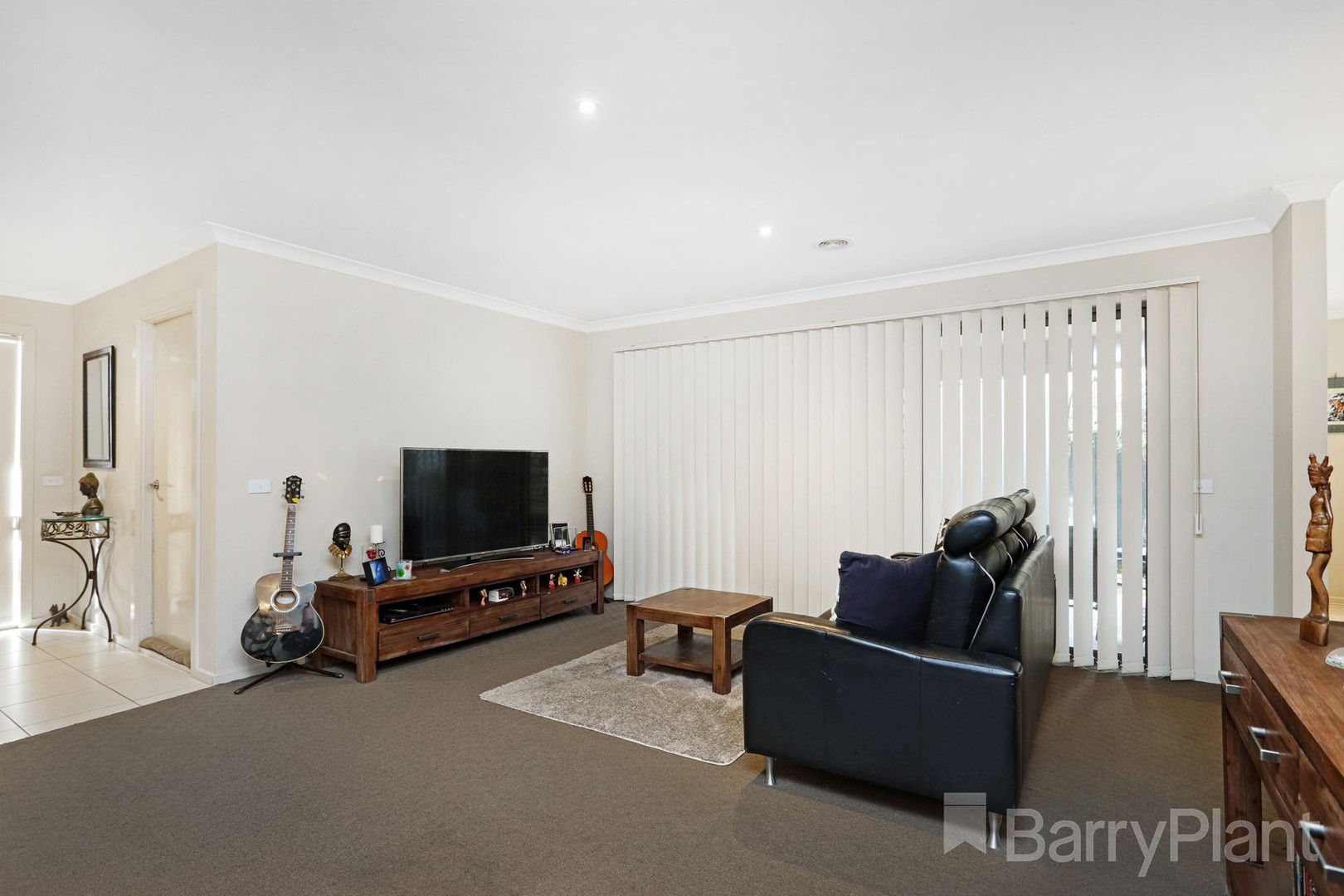 24 Beechworth AvenueGreenvale, VIC 3059, Greenvale - Thumbnail 3
