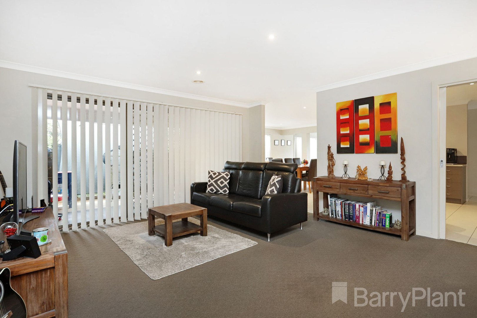 24 Beechworth AvenueGreenvale, VIC 3059, Greenvale - Thumbnail 4