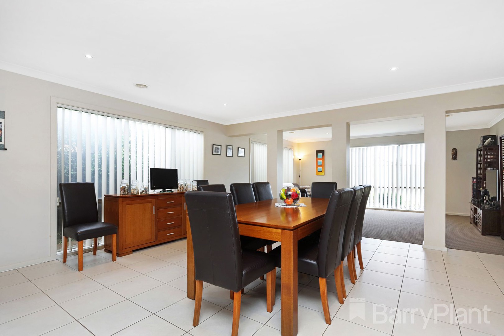 24 Beechworth AvenueGreenvale, VIC 3059, Greenvale - Thumbnail 5