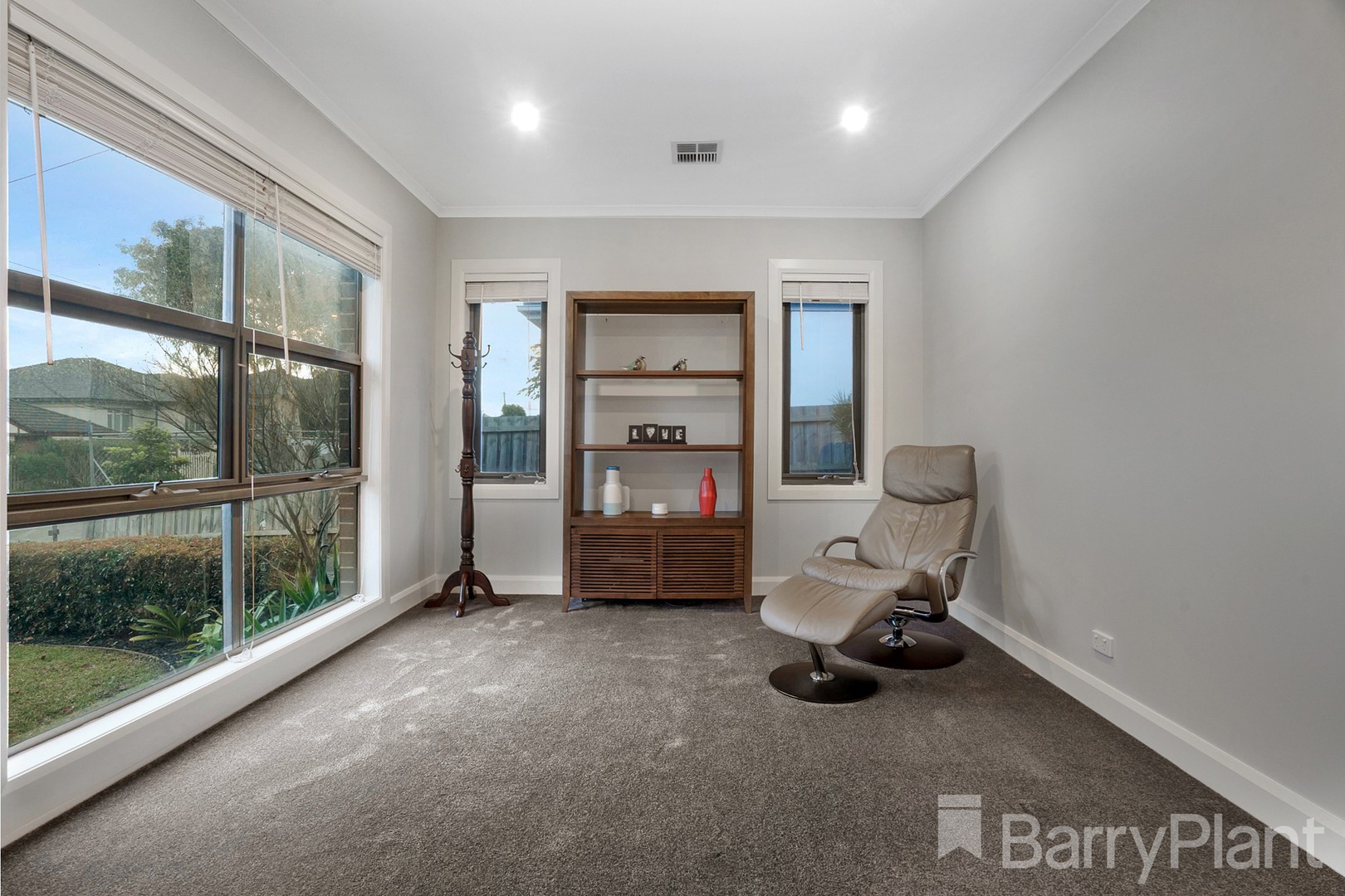 1/35 Irving StreetMount Waverley, VIC 3149, Mount Waverley - Thumbnail 4
