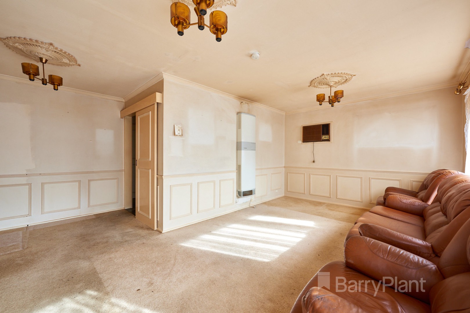 13 Floriana AvenueDoveton, VIC 3177, Doveton - Thumbnail 2