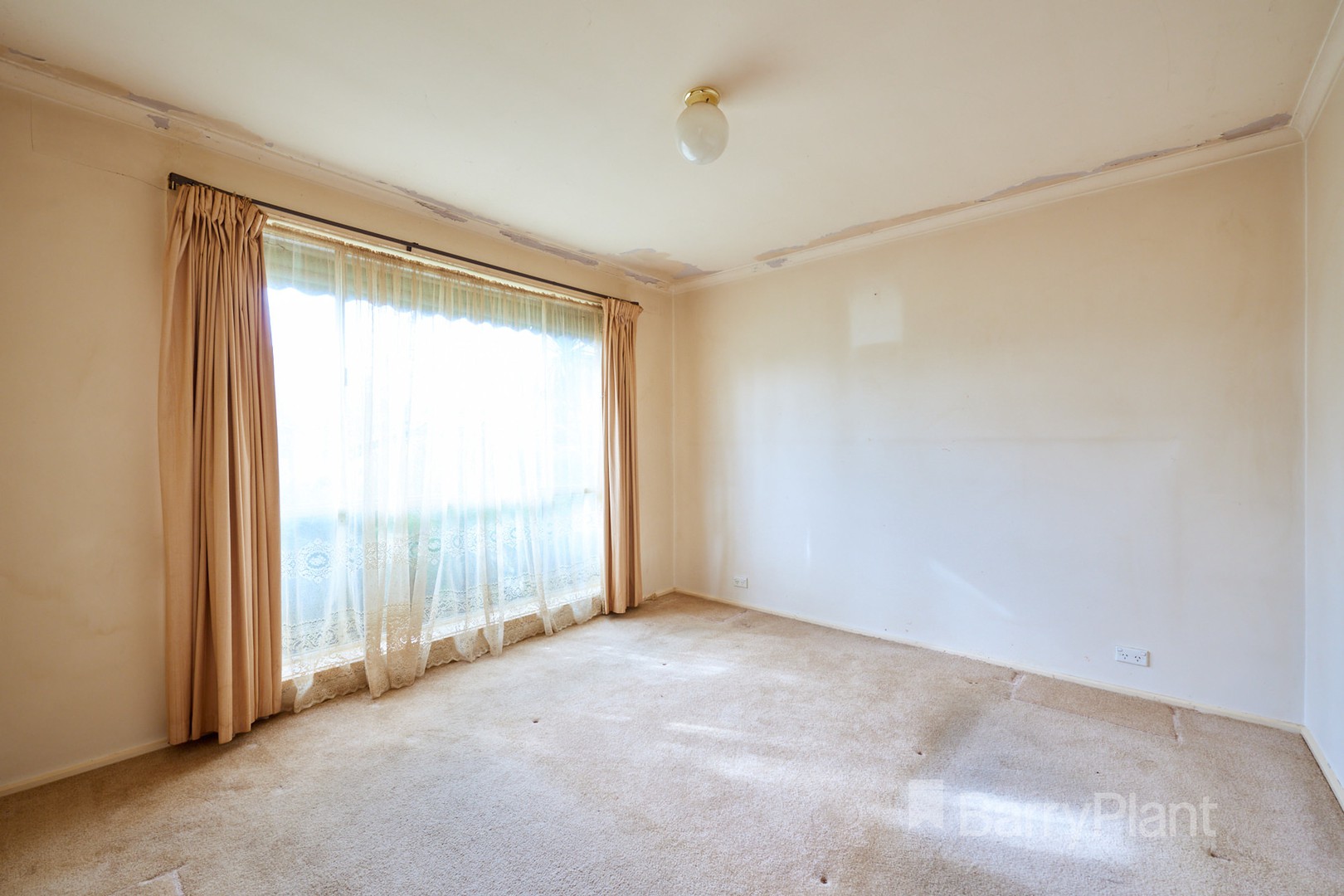 13 Floriana AvenueDoveton, VIC 3177, Doveton - Thumbnail 4