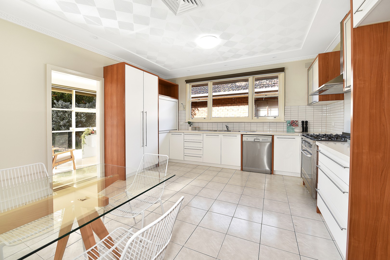 75 McFadzean AvenueReservoir, VIC 3073, Reservoir - Thumbnail 4