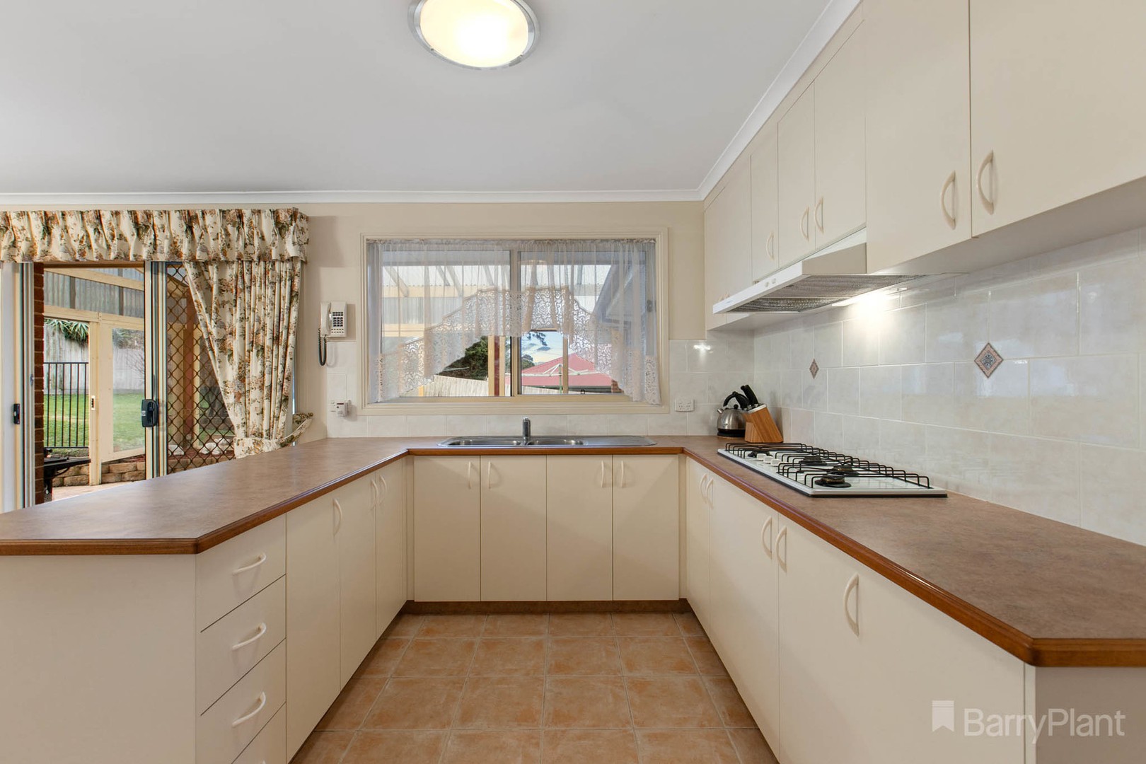 17 McCaffery RisePakenham, VIC 3810, Pakenham - Thumbnail 2