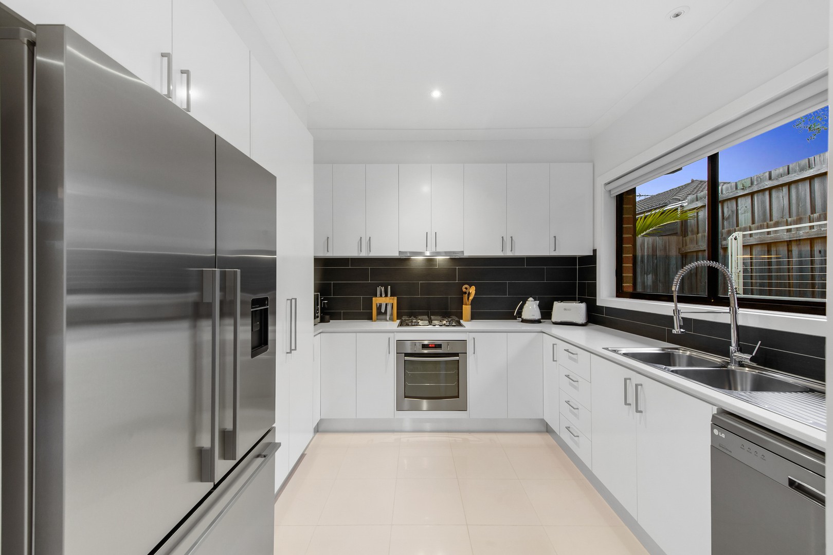 3/9 Breadalbane CourtSydenham, VIC 3037, Sydenham - Thumbnail 5