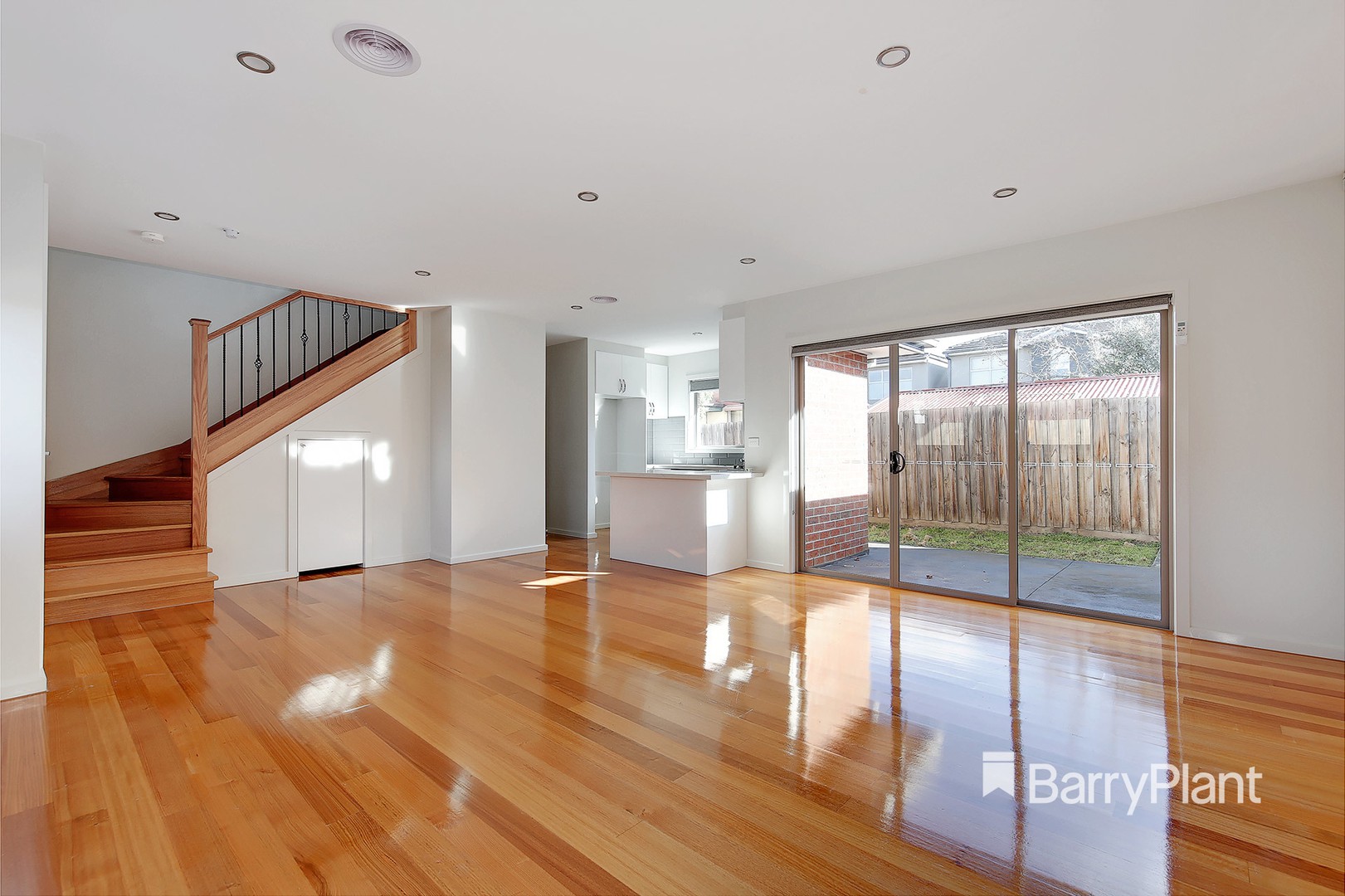 2/254 Hilton StreetGlenroy, VIC 3046, Glenroy - Thumbnail 6
