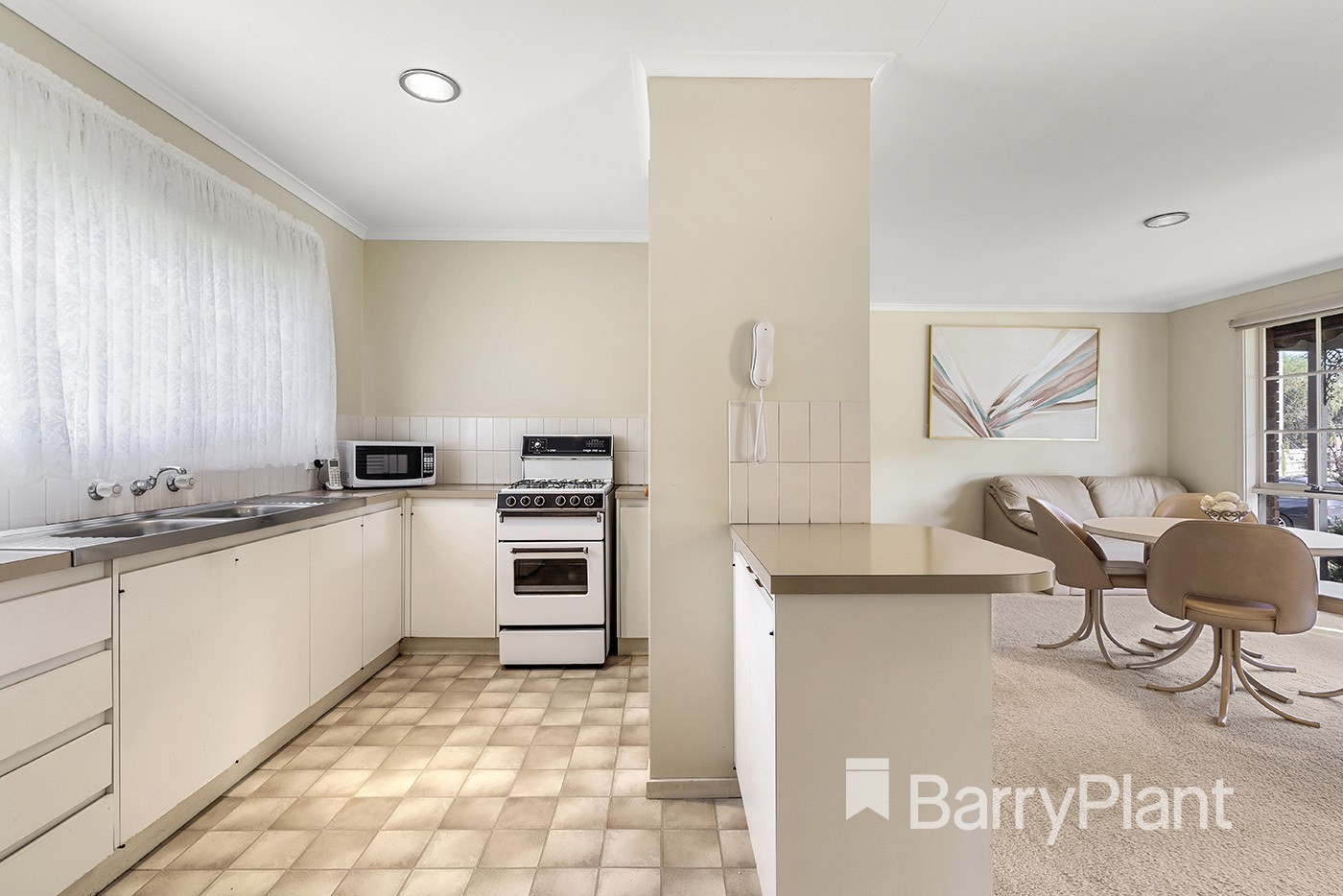 27 Jennifer CrescentBayswater North, VIC 3153, Bayswater North - Thumbnail 4