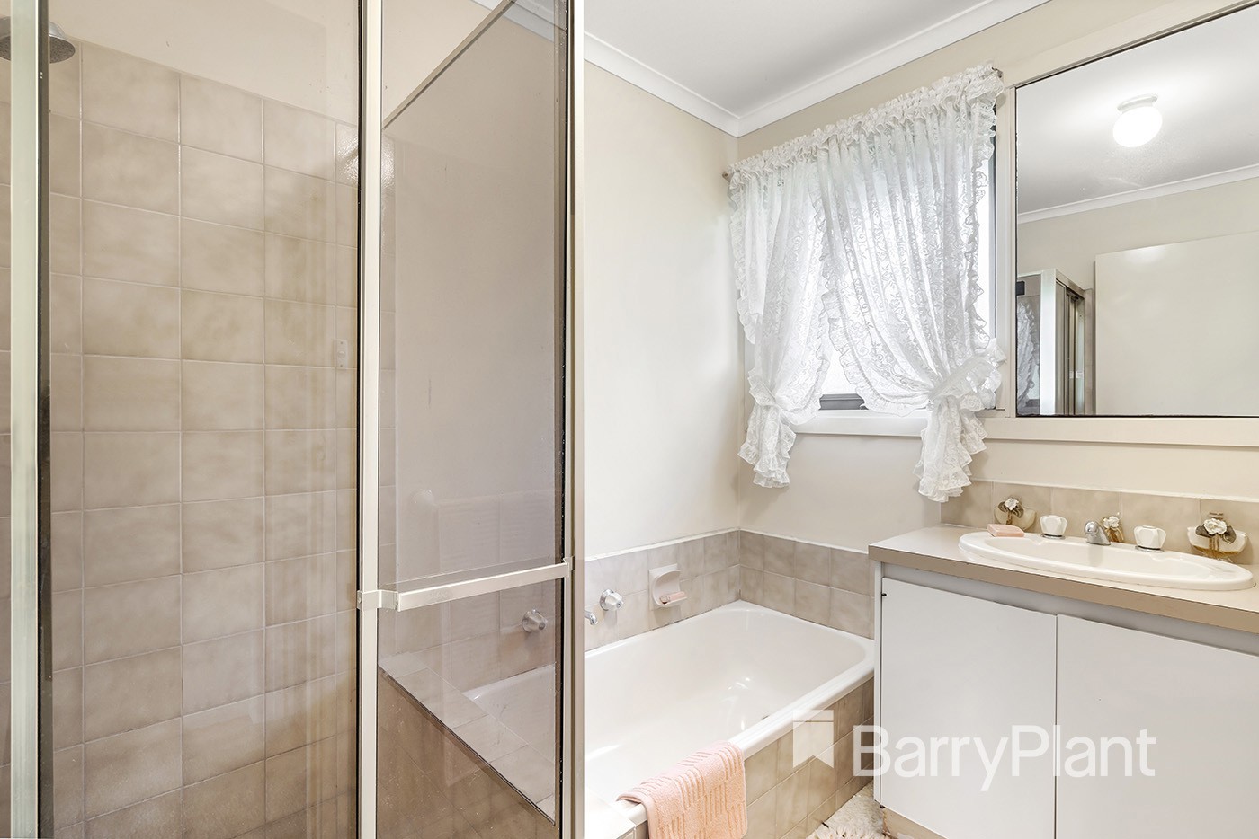 27 Jennifer CrescentBayswater North, VIC 3153, Bayswater North - Thumbnail 7
