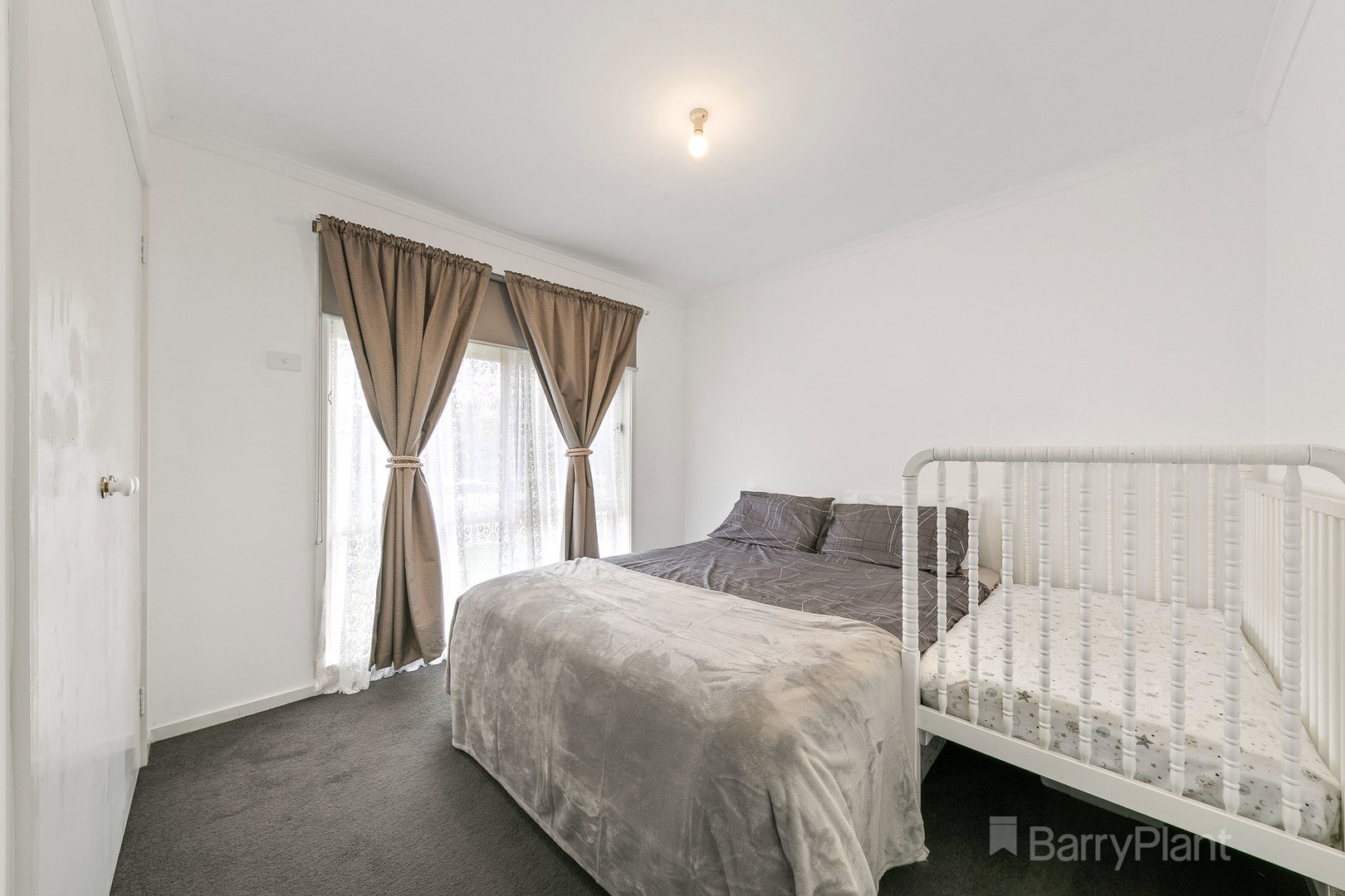 9 Iris CloseCranbourne North, VIC 3977, Cranbourne North - Thumbnail 7