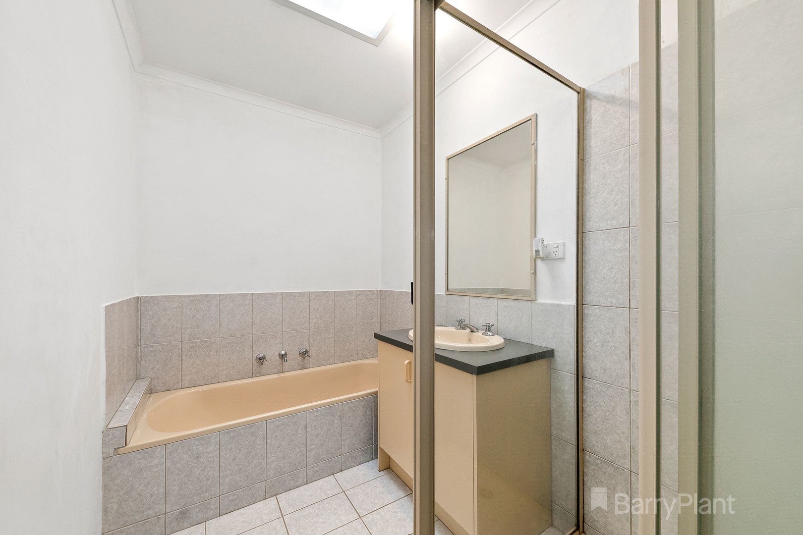 9 Iris CloseCranbourne North, VIC 3977, Cranbourne North - Thumbnail 8