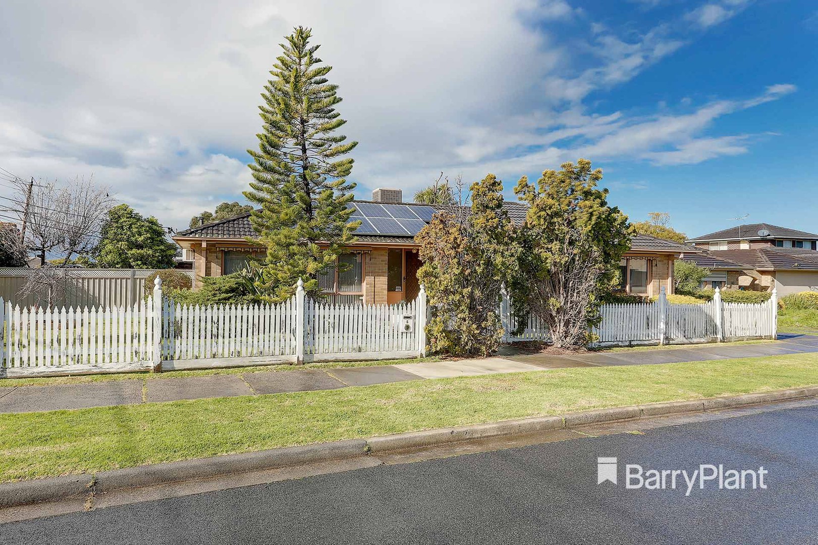 5 Hall RoadGladstone Park, VIC 3043, Gladstone Park - Thumbnail 2