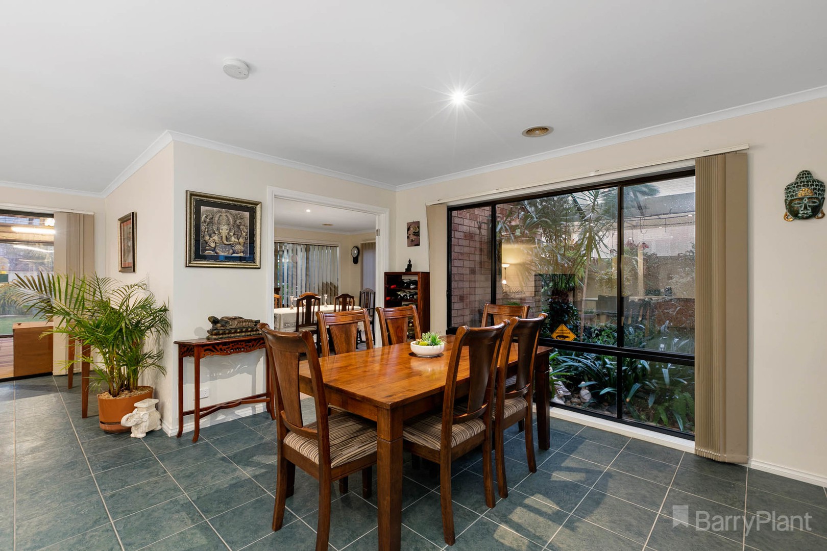 16 Sapphire CrescentPakenham, VIC 3810, Pakenham - Thumbnail 7