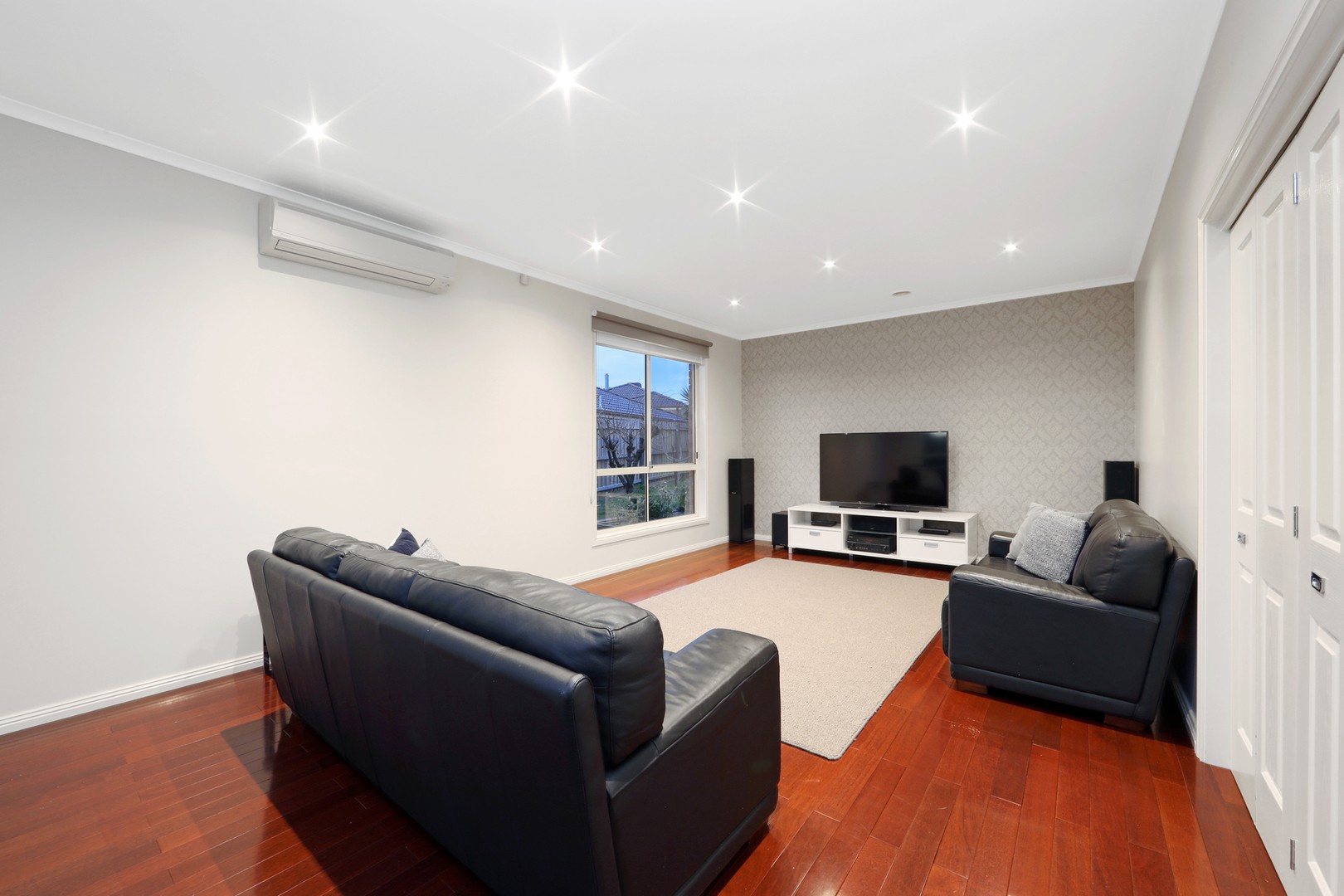 11 Millie CourtRowville, VIC 3178, Rowville - Thumbnail 2