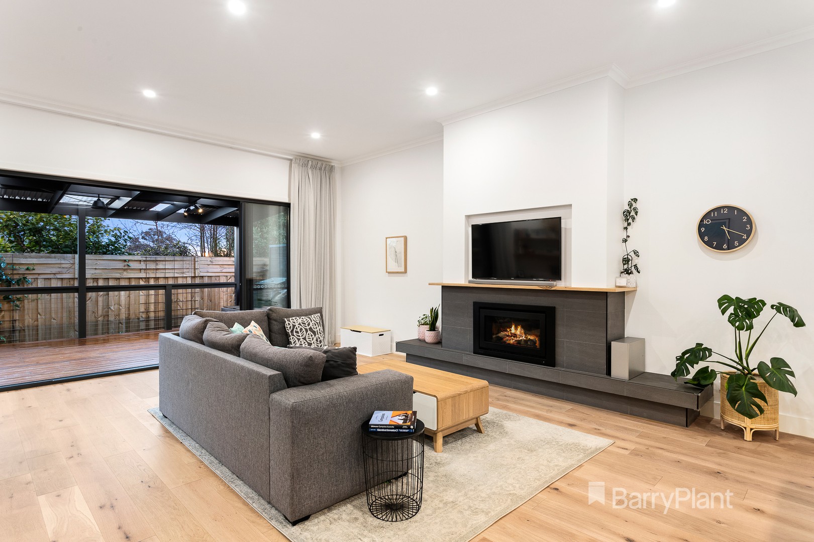 9 Midhurst RoadCroydon, VIC 3136, Croydon - Thumbnail 2