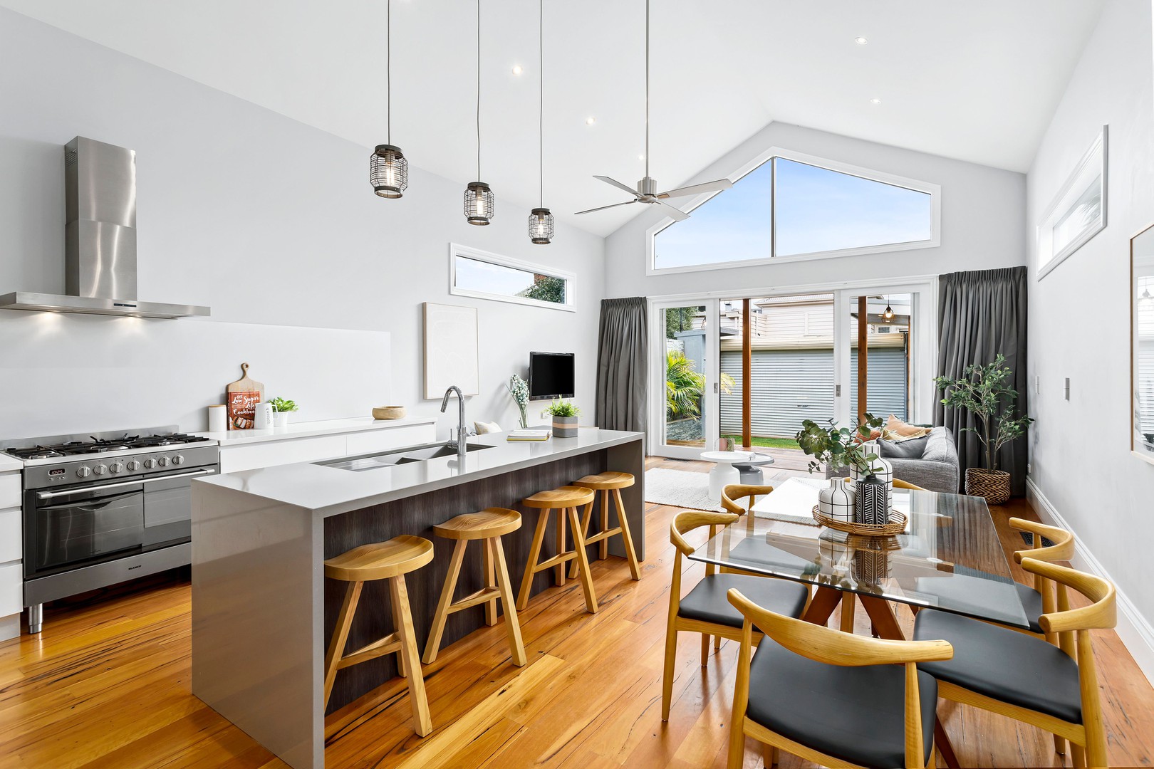 162 Maribyrnong RoadMoonee Ponds, VIC 3039, Moonee Ponds - Thumbnail 2