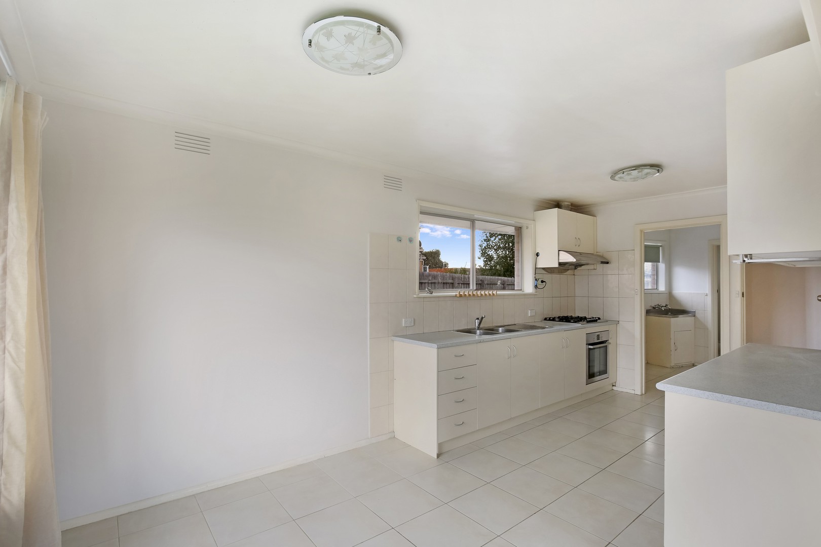 2 Patrick StreetThomastown, VIC 3074, Thomastown - Thumbnail 2