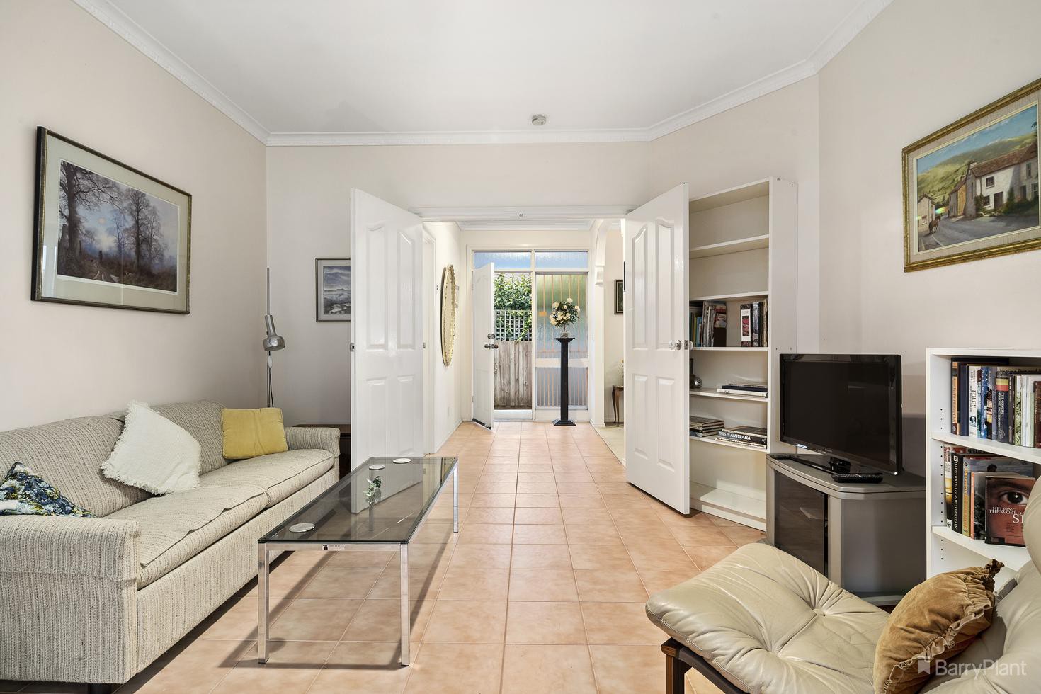 2/17 Mitchell Street, Doncaster East, VIC 3109, Doncaster East - Thumbnail 2