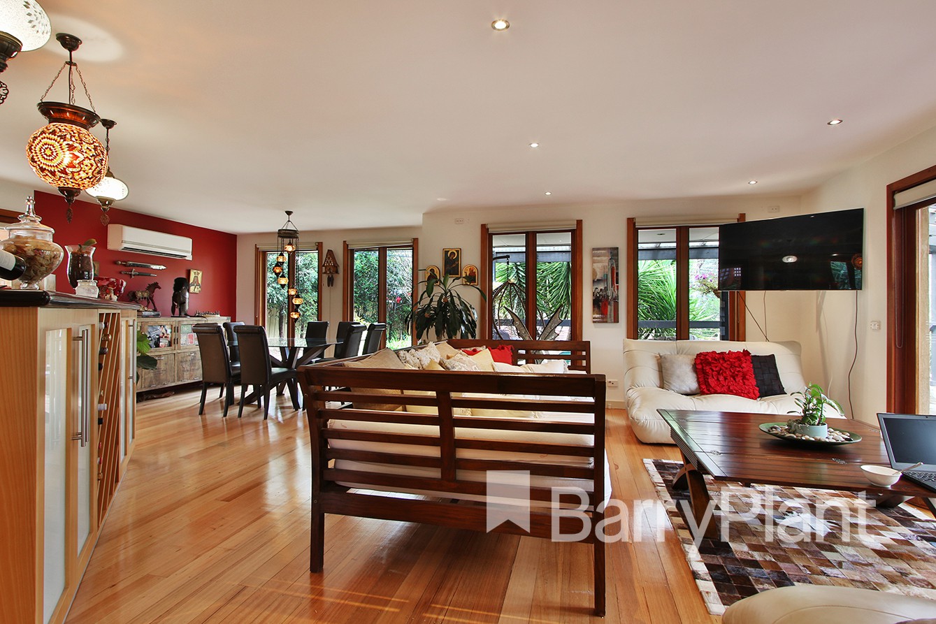 93 Progress Road, Eltham, VIC 3095 - Thumbnail 1 - 03/08/2021