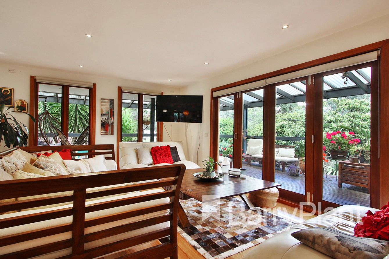 93 Progress Road, Eltham, VIC 3095 - Thumbnail 2 - 03/08/2021