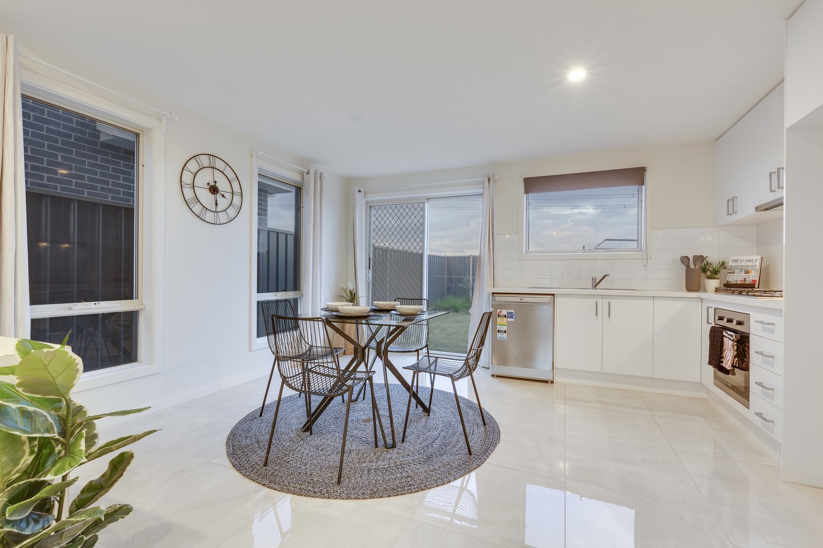 13 Kangaroo Paw CourtTaylors Lakes, VIC 3038, Taylors Lakes - Thumbnail 5