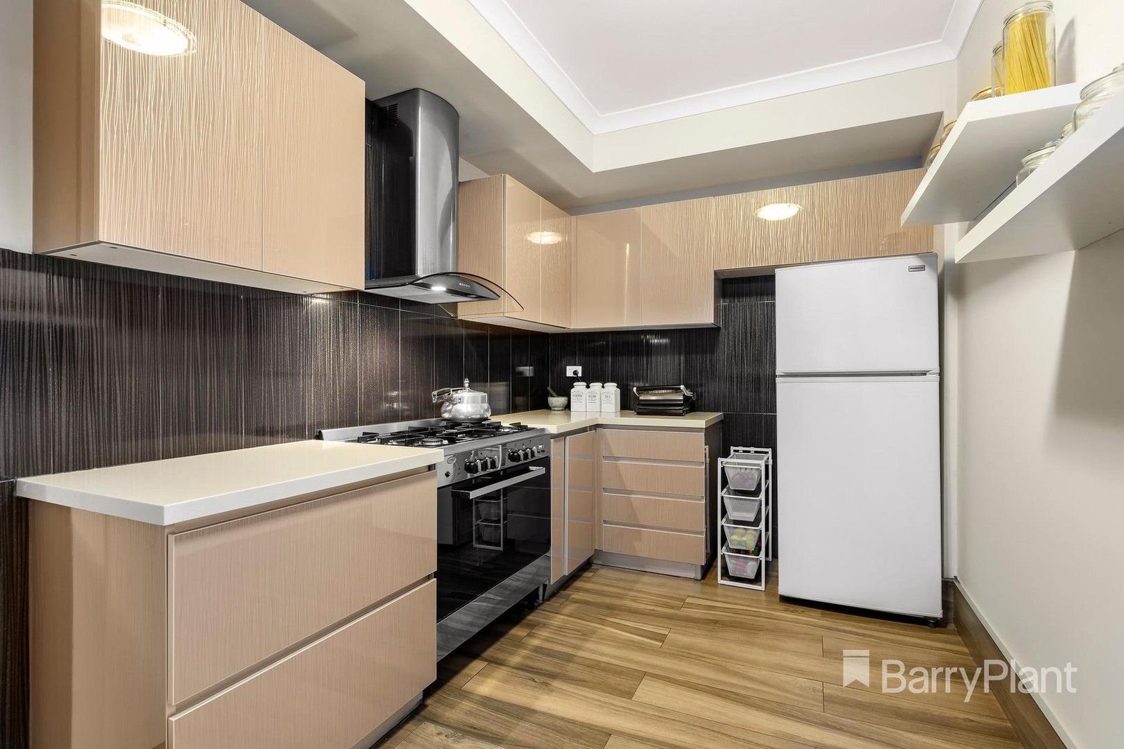 29 Delacombe DriveMill Park, VIC 3082, Mill Park - Thumbnail 4