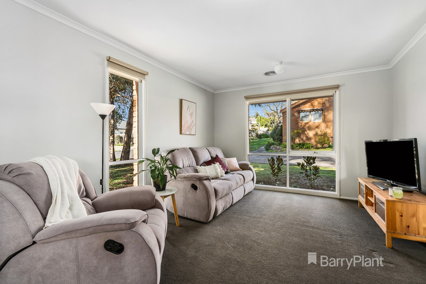 1/21-25 Wensley StreetDiamond Creek, VIC 3089, Diamond Creek - Thumbnail 2