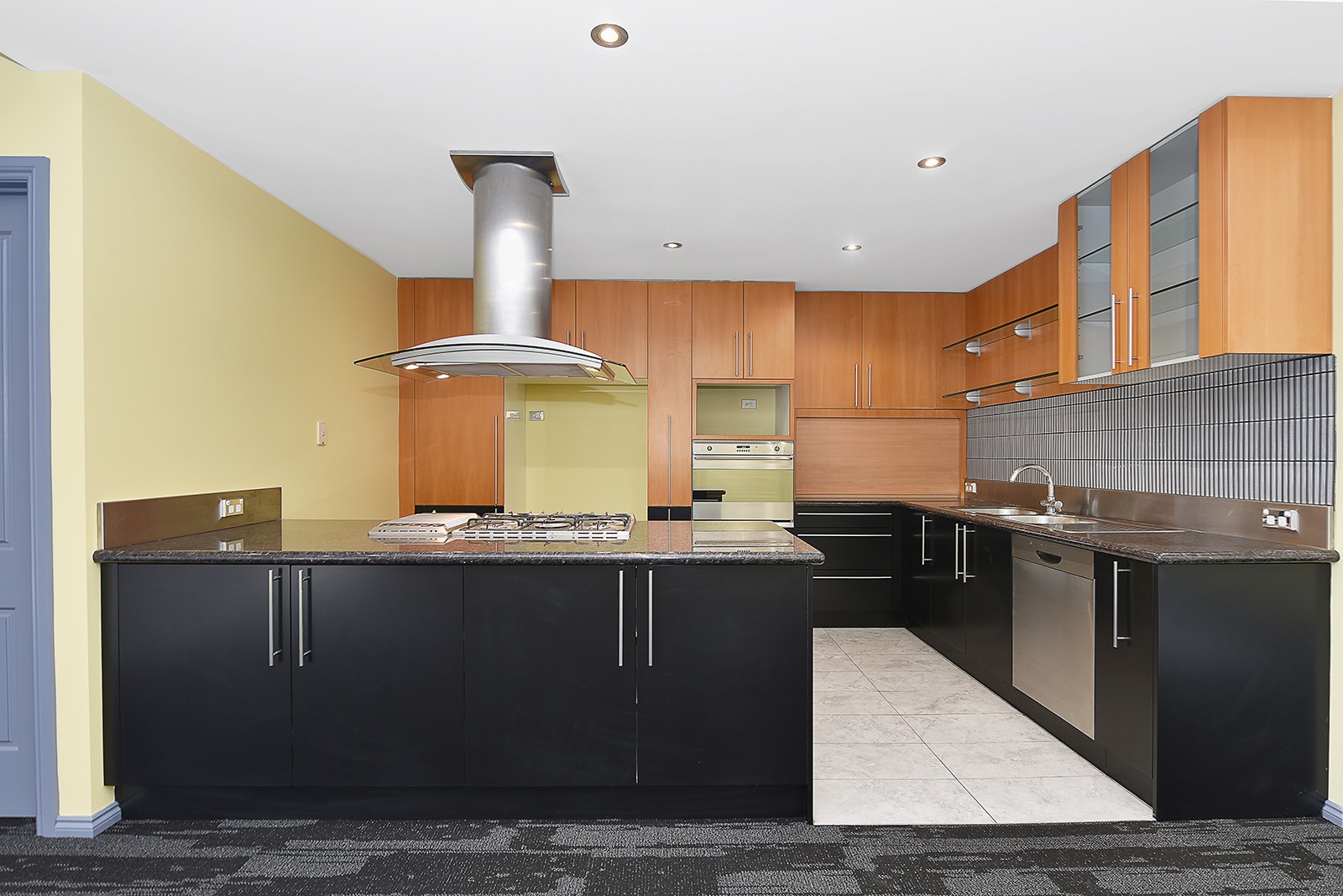 4/21 Hinkins Street, Moonee Ponds, VIC 3039 - Thumbnail 2 - 04/08/2021