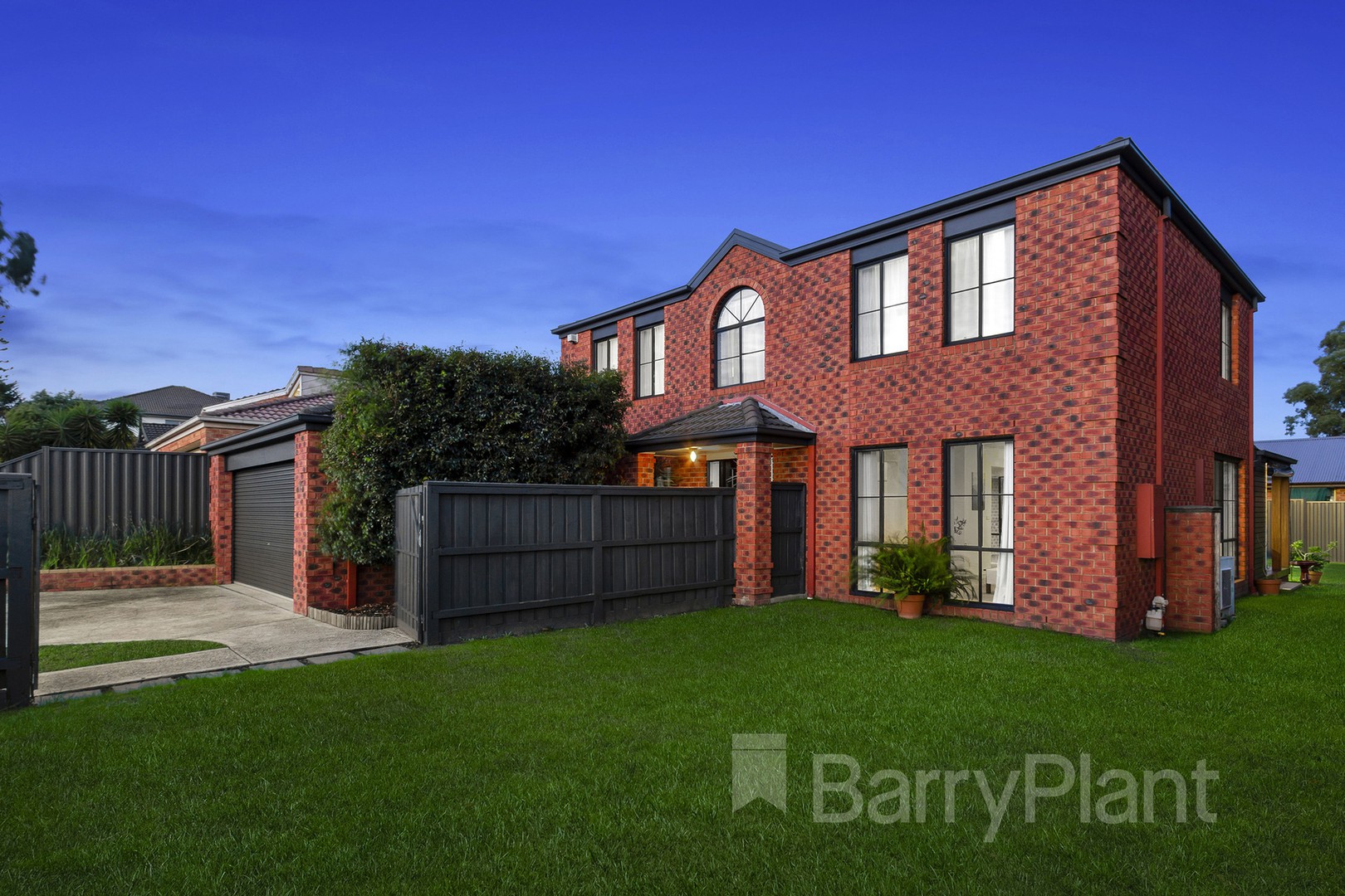 15 Clauscen Drive, Rowville, VIC 3178 - Thumbnail 2 - 04/08/2021