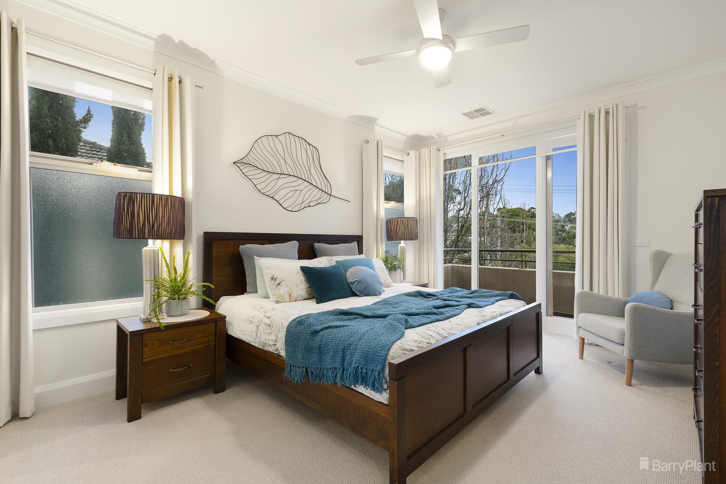 27 Pettys Lane, Doncaster, VIC 3108, Doncaster - Thumbnail 2