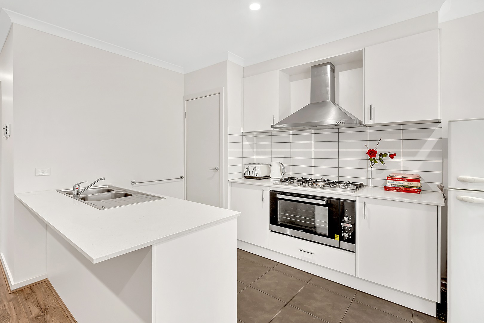 20 Latchford DriveMickleham, VIC 3064, Mickleham - Thumbnail 2