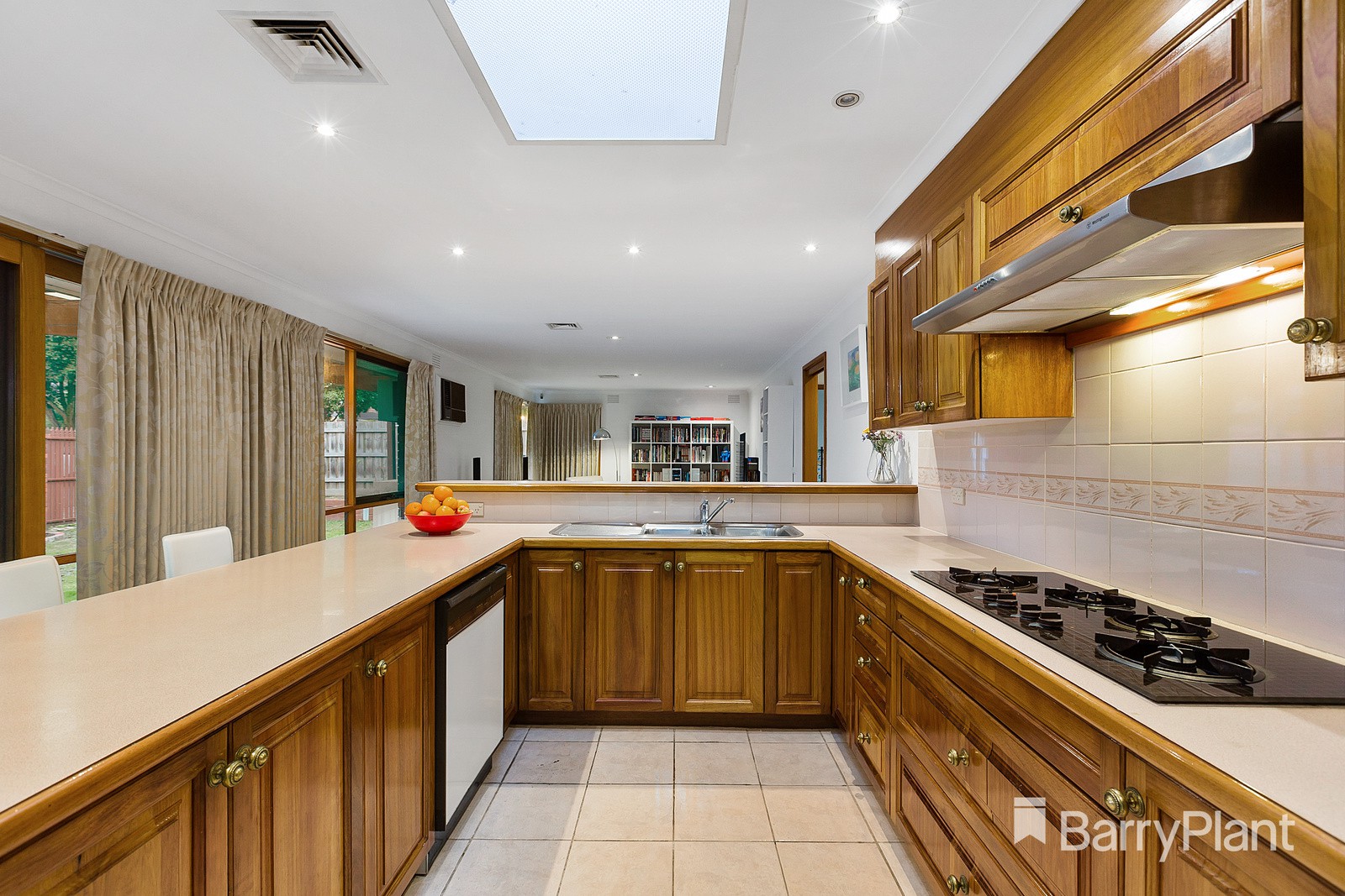 17 Madigan DriveGlen Waverley, VIC 3150, Glen Waverley - Thumbnail 4