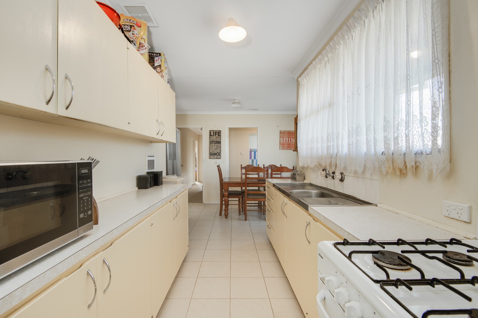 1 Bartlett CourtCorio, VIC 3214, Corio - Thumbnail 3